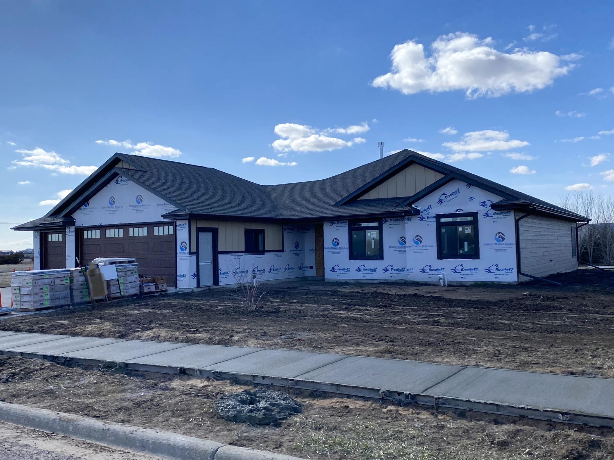 3232 Maui Dr