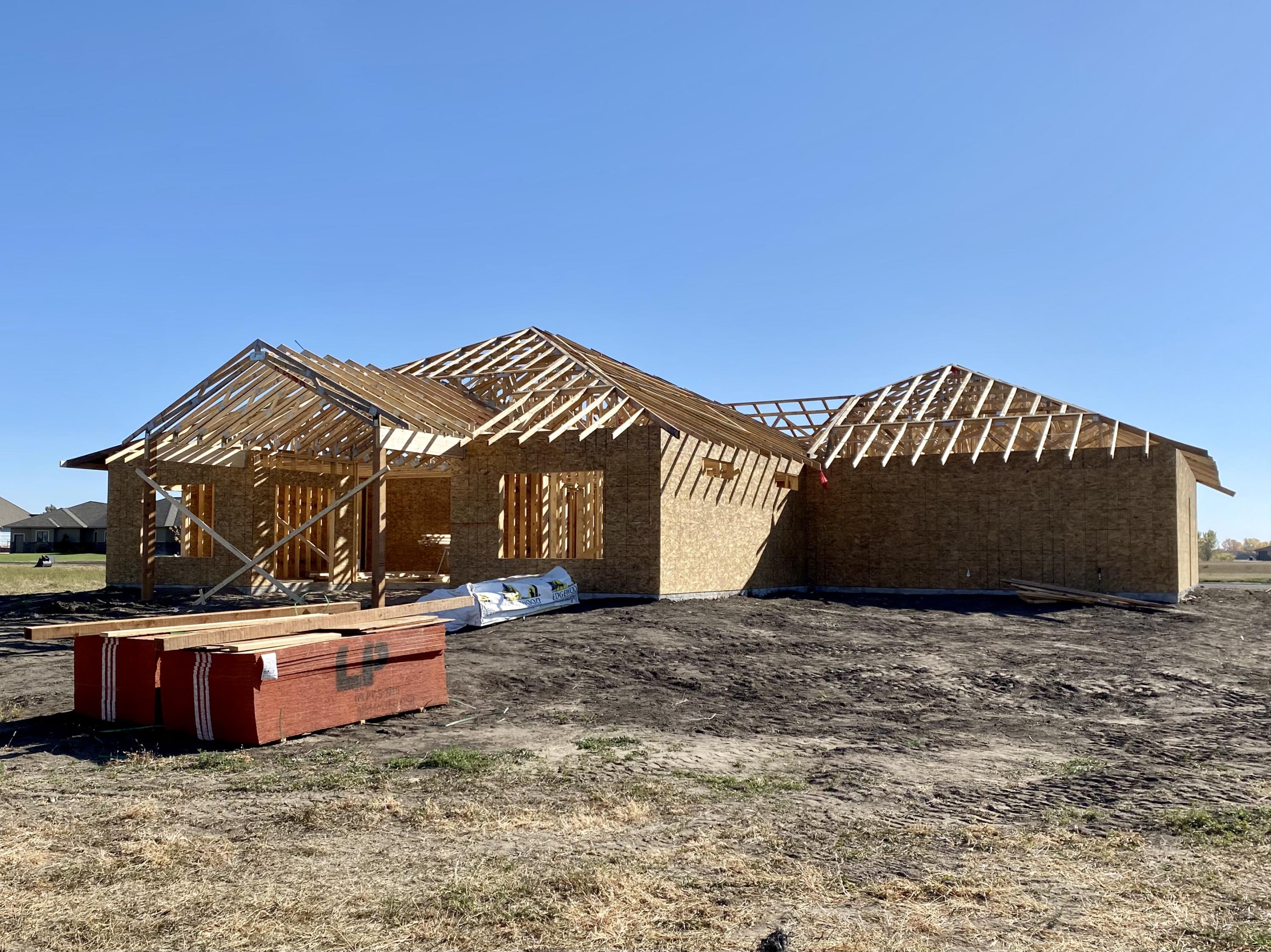 3232 Maui Dr