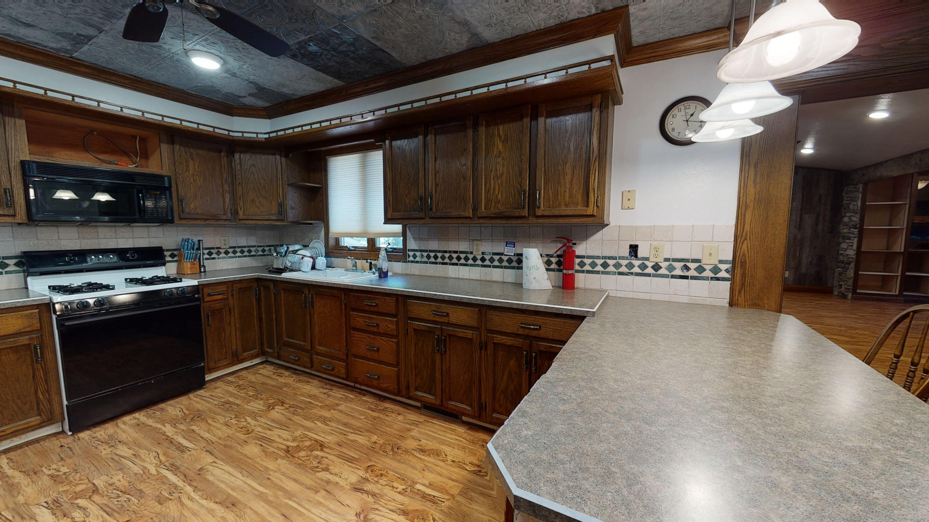 25892 S HWY 37