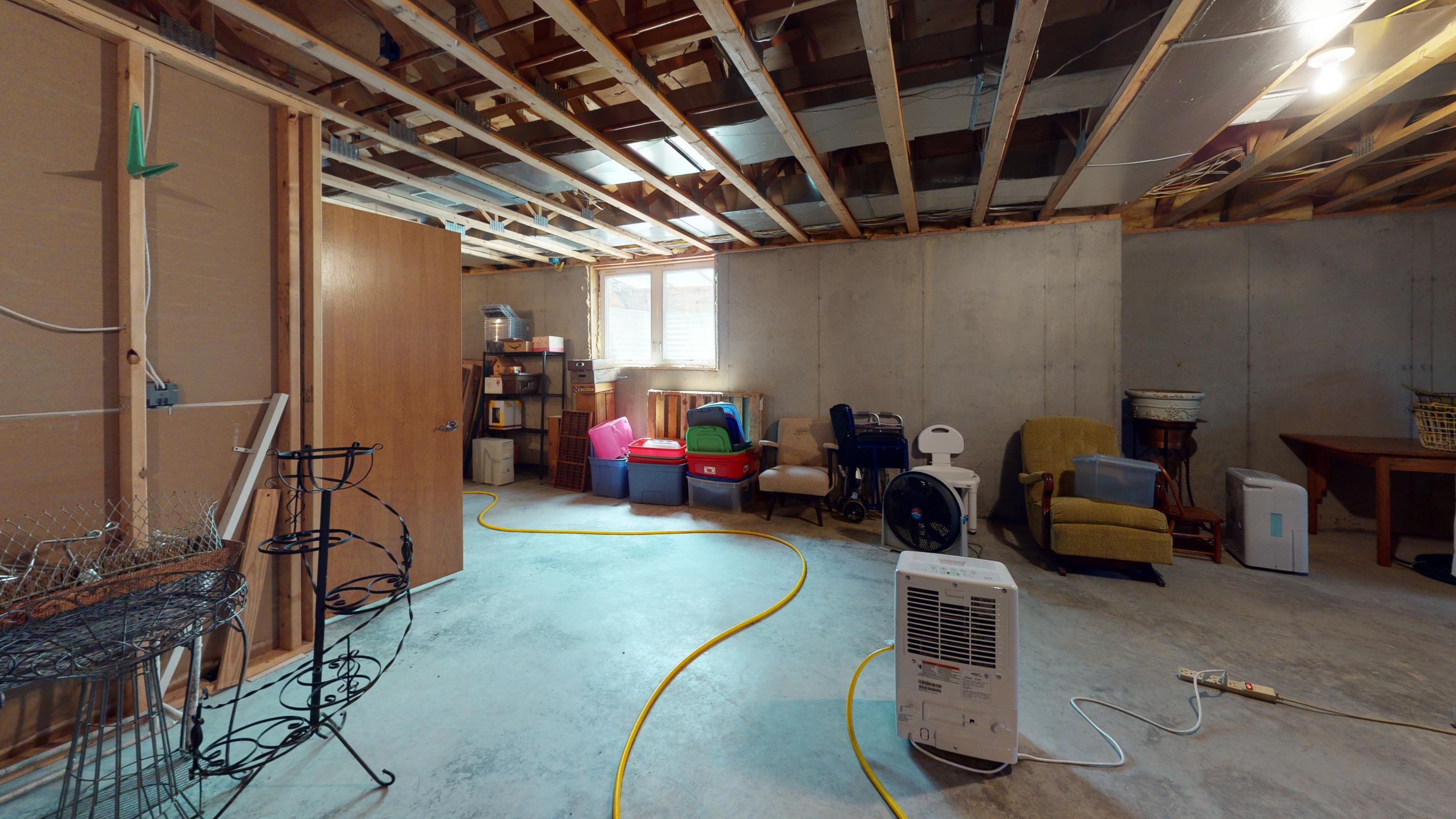 1705 Charles Ave