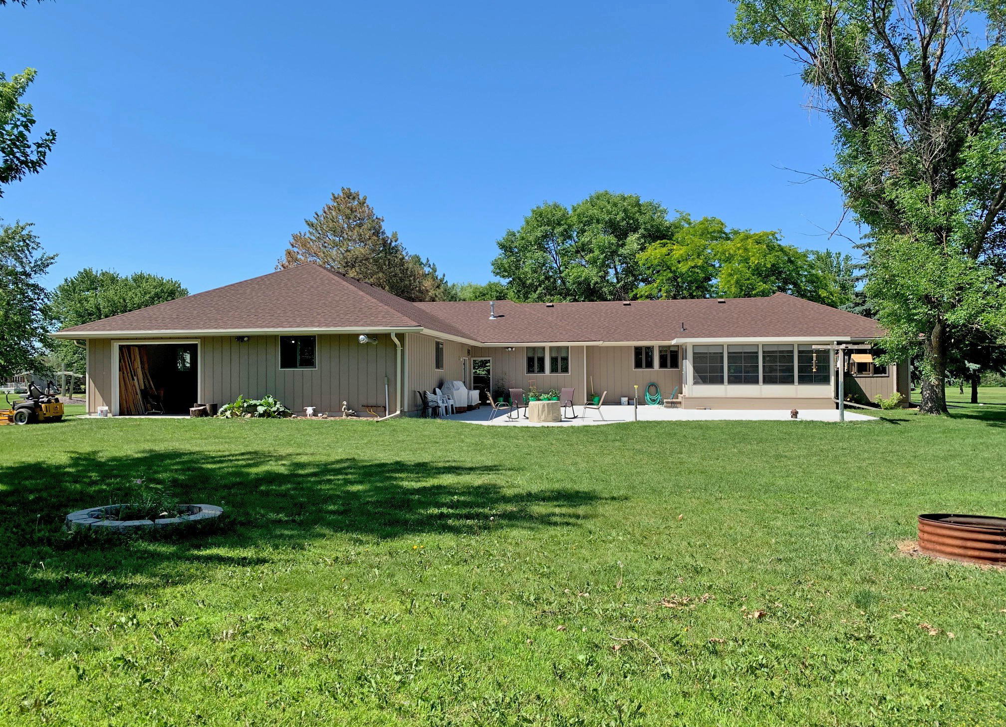 1511 Eitel Dr