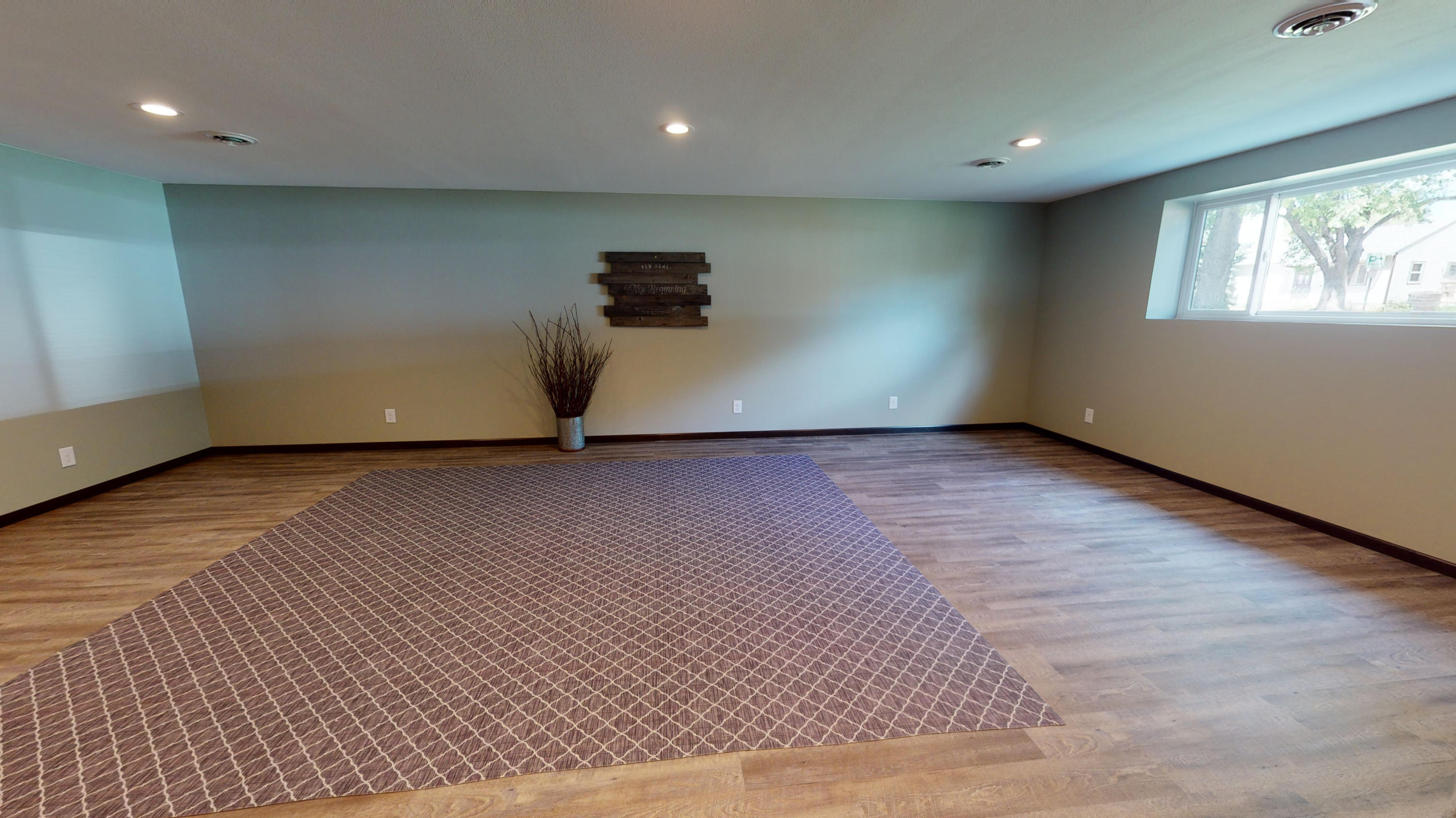 213 E 7th Ave