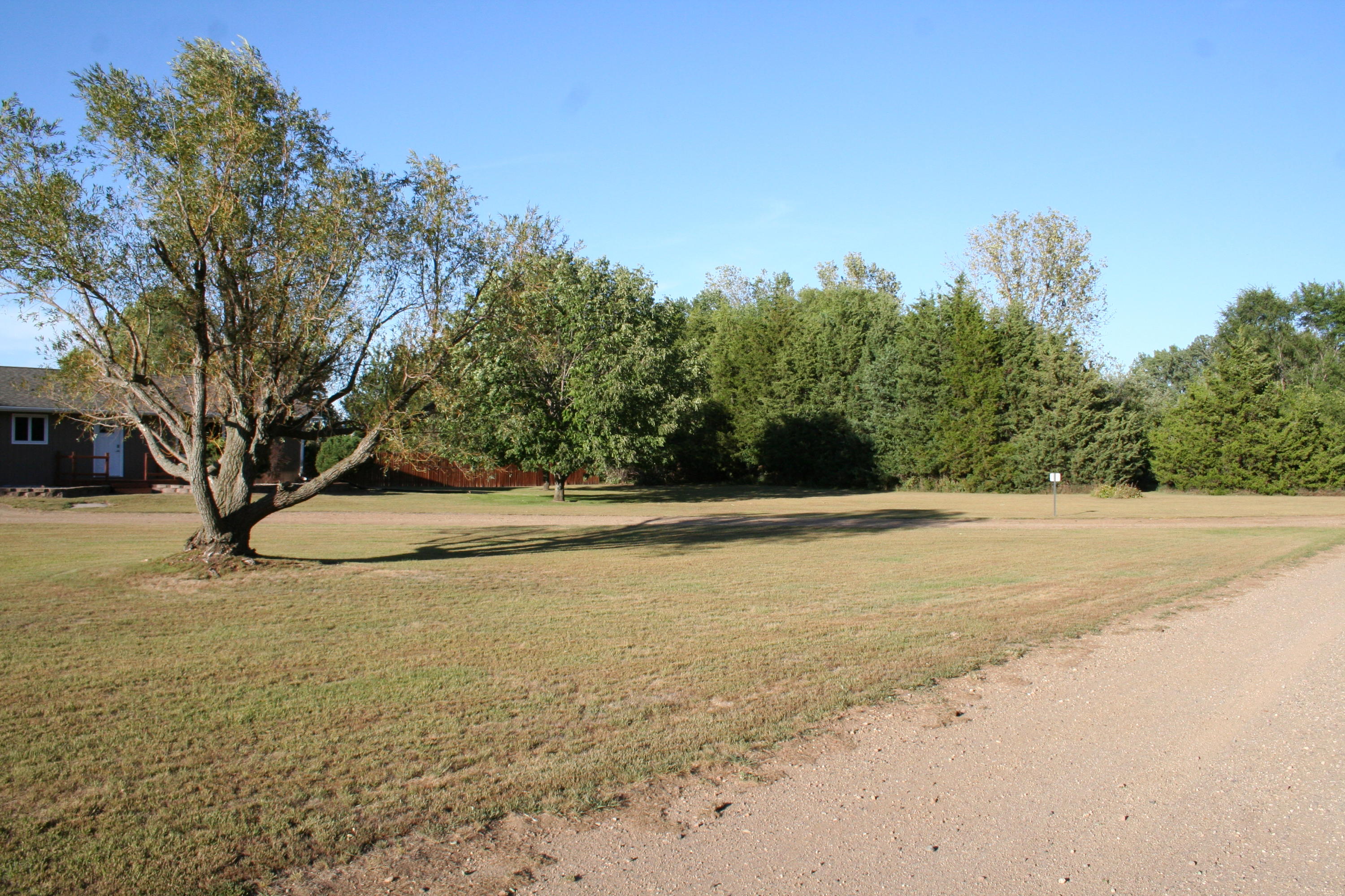 2300 KELLY Dr