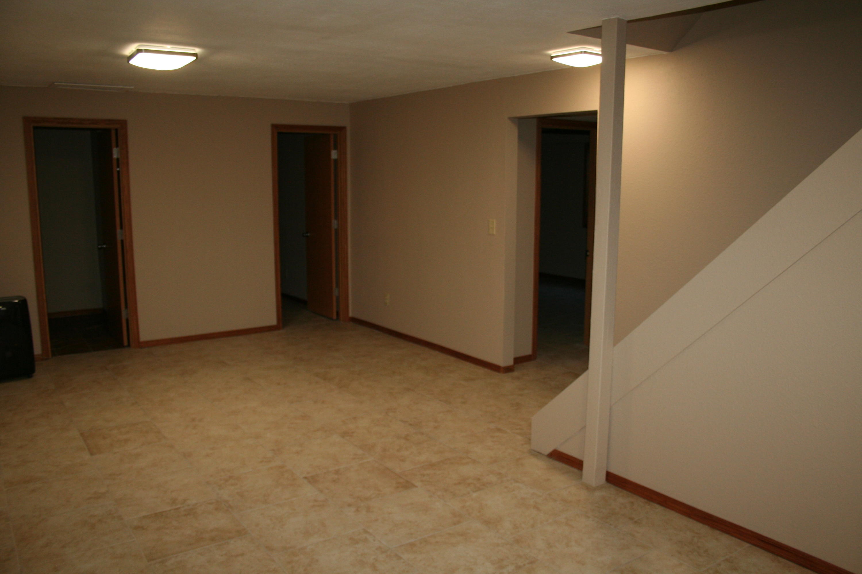 2300 KELLY Dr