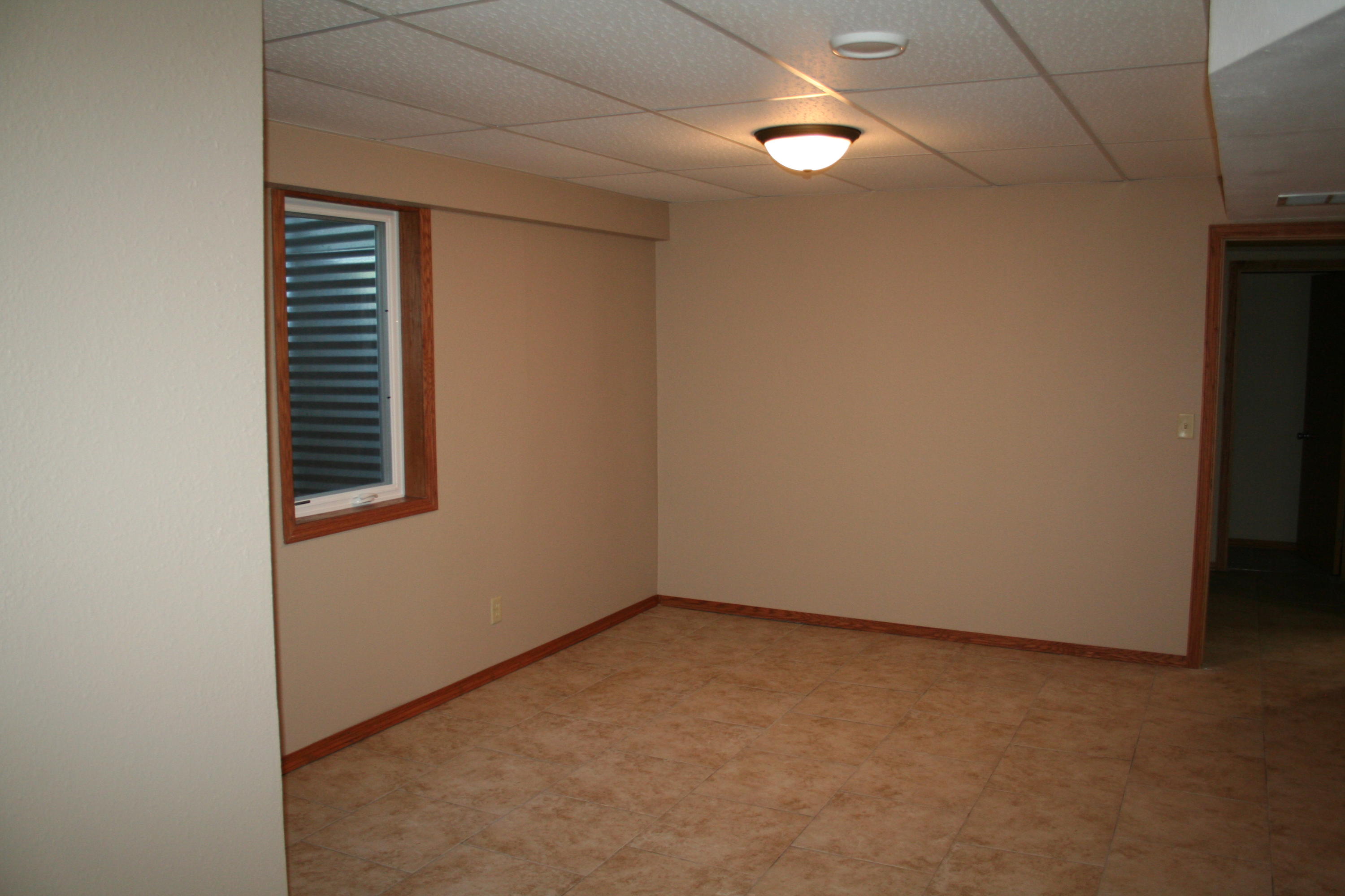 2300 KELLY Dr
