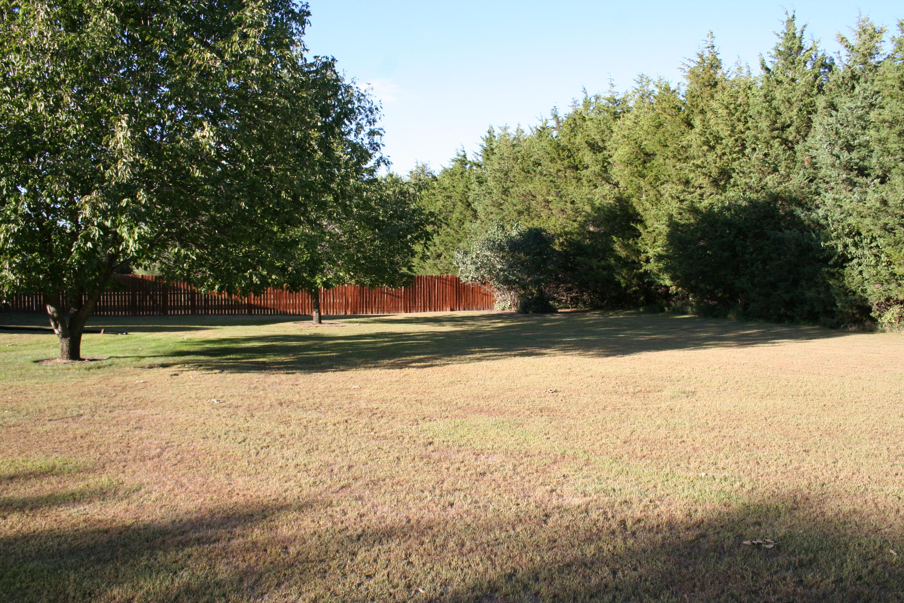 2300 KELLY Dr
