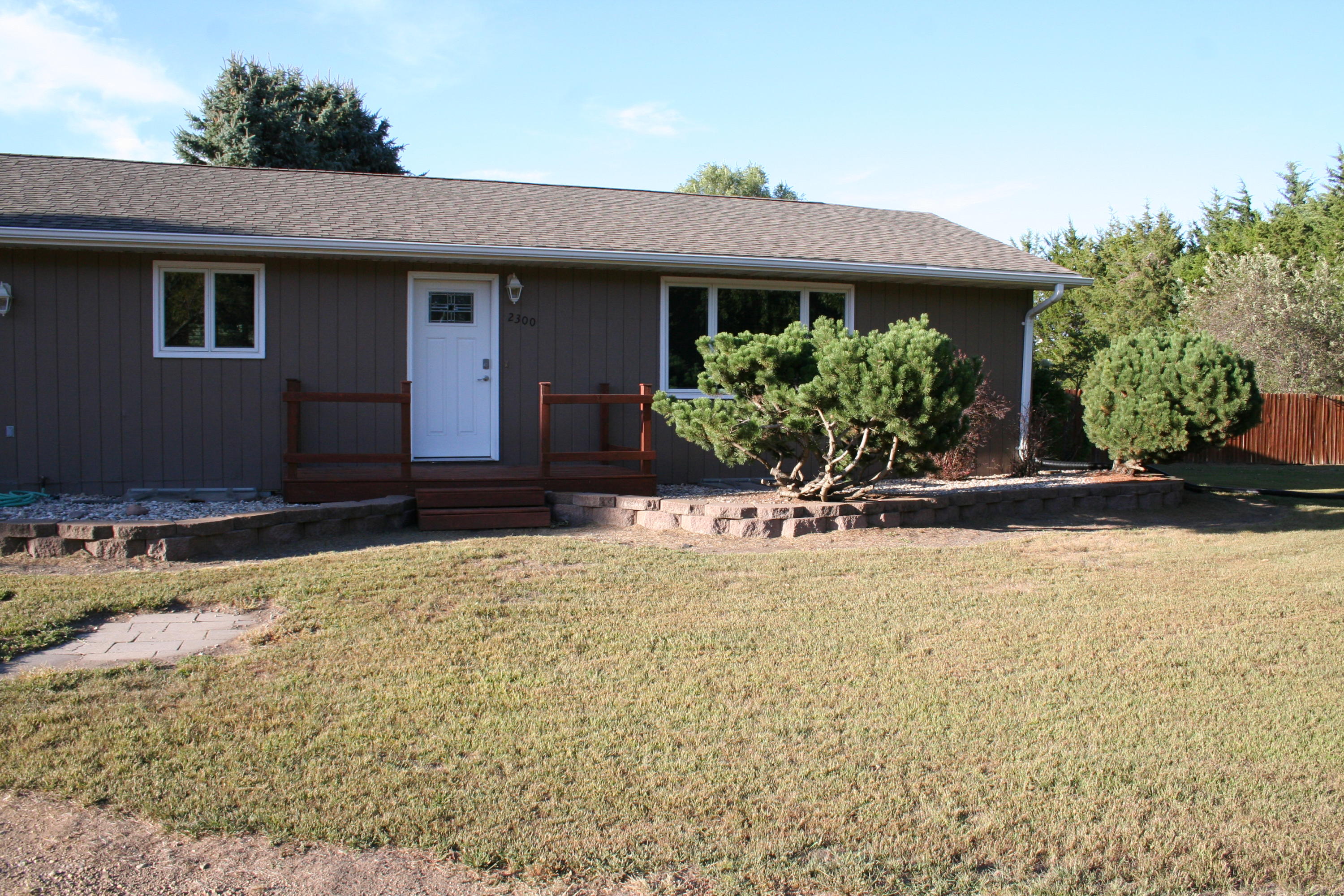 2300 KELLY Dr