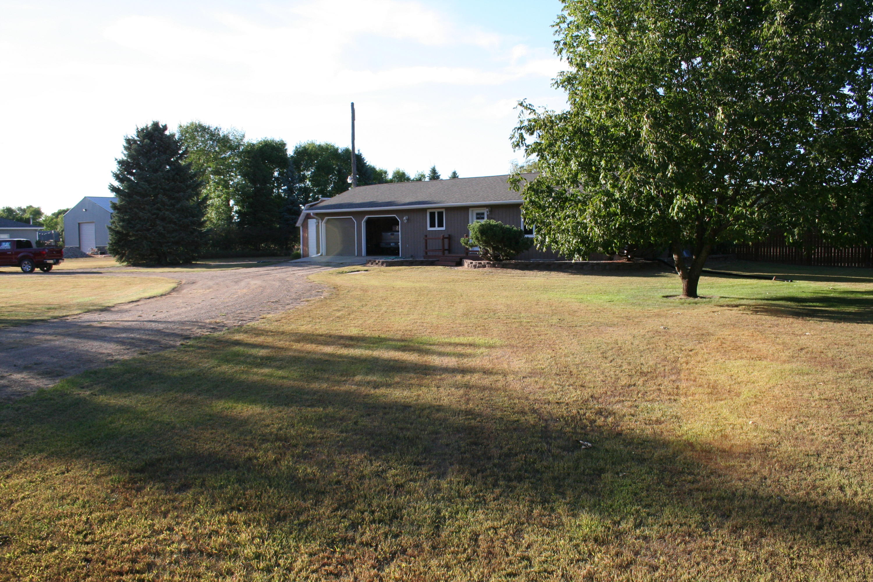 2300 KELLY Dr