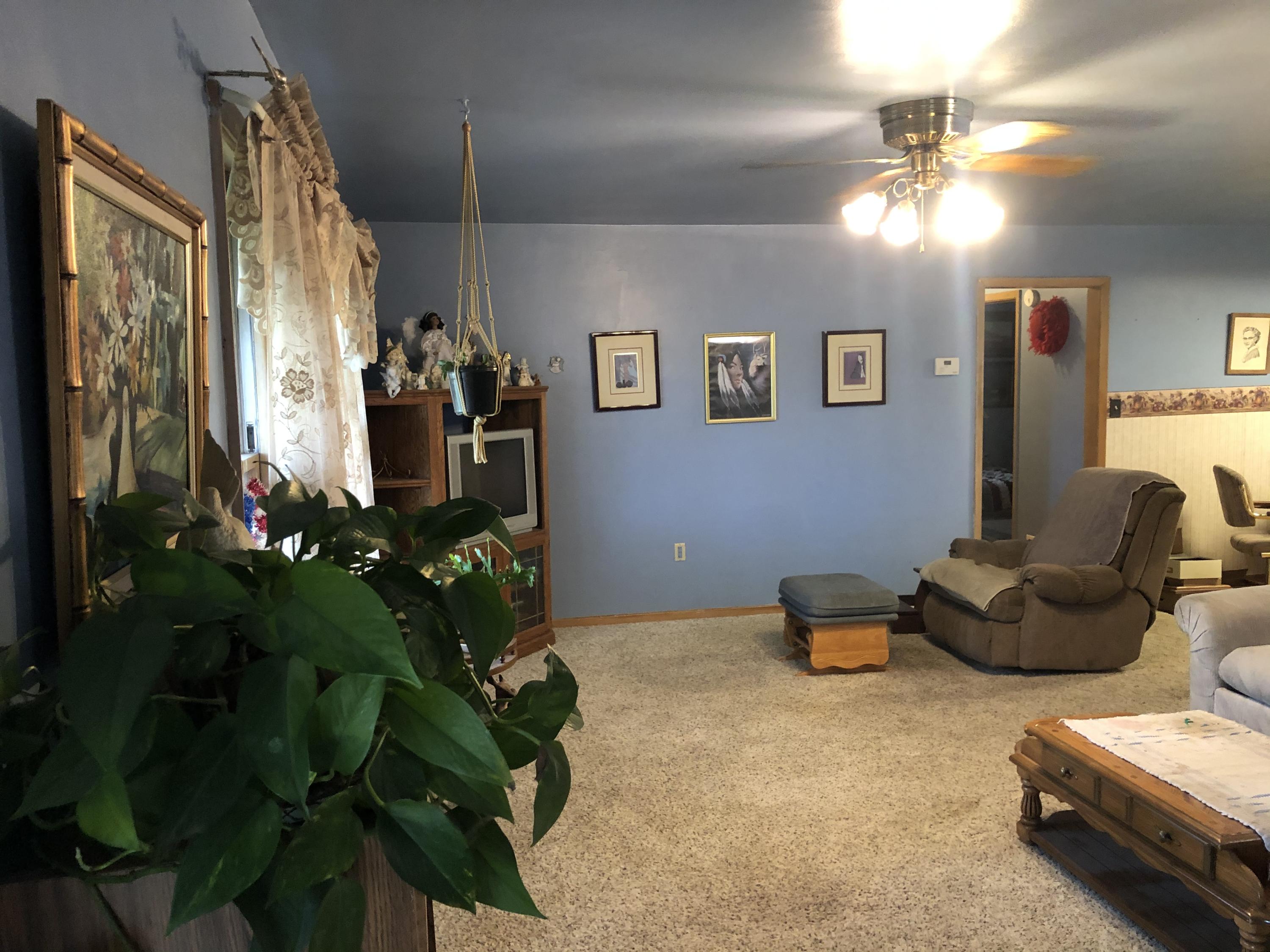 308 S Main St