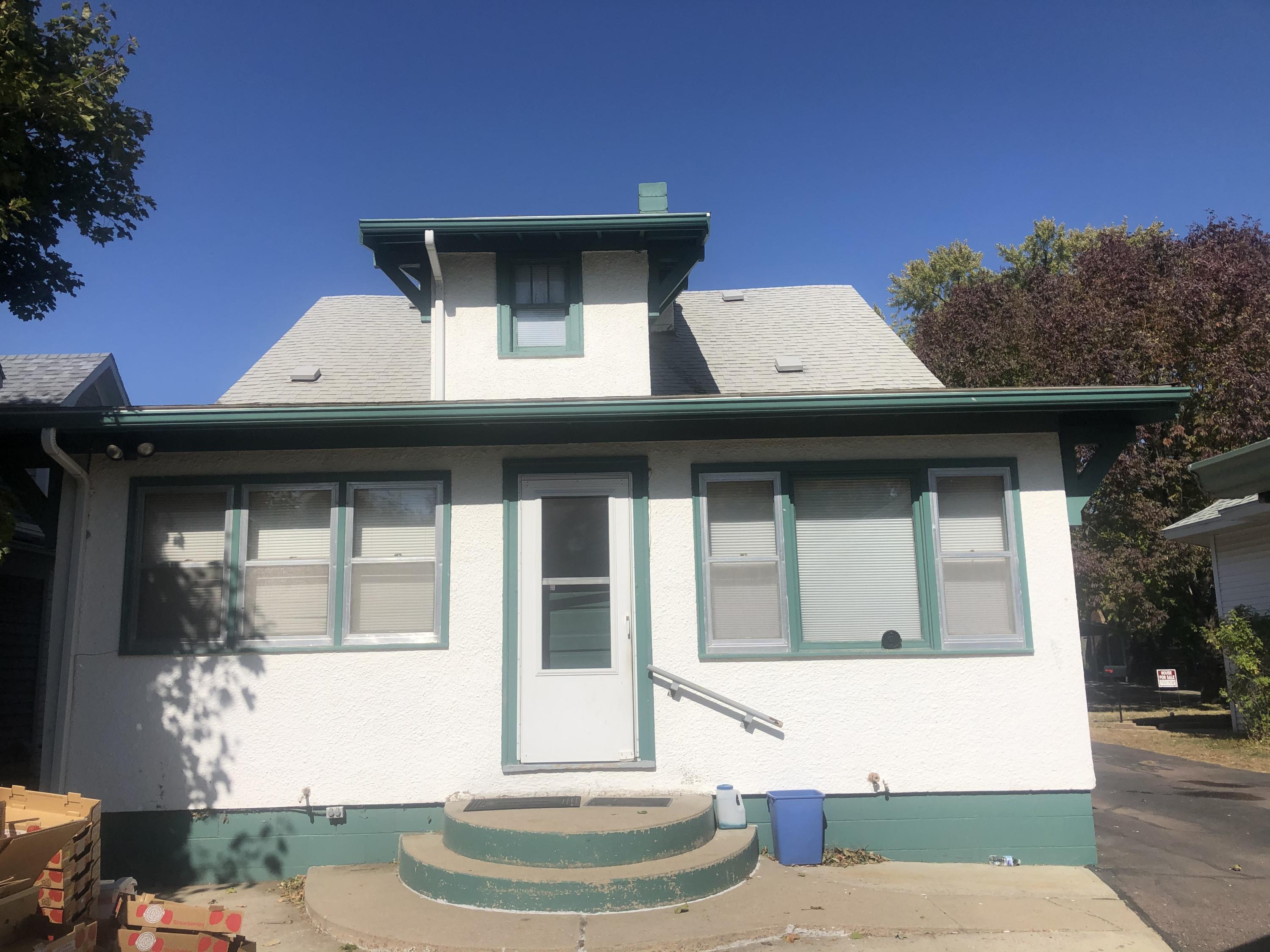 825 W 3rd Ave