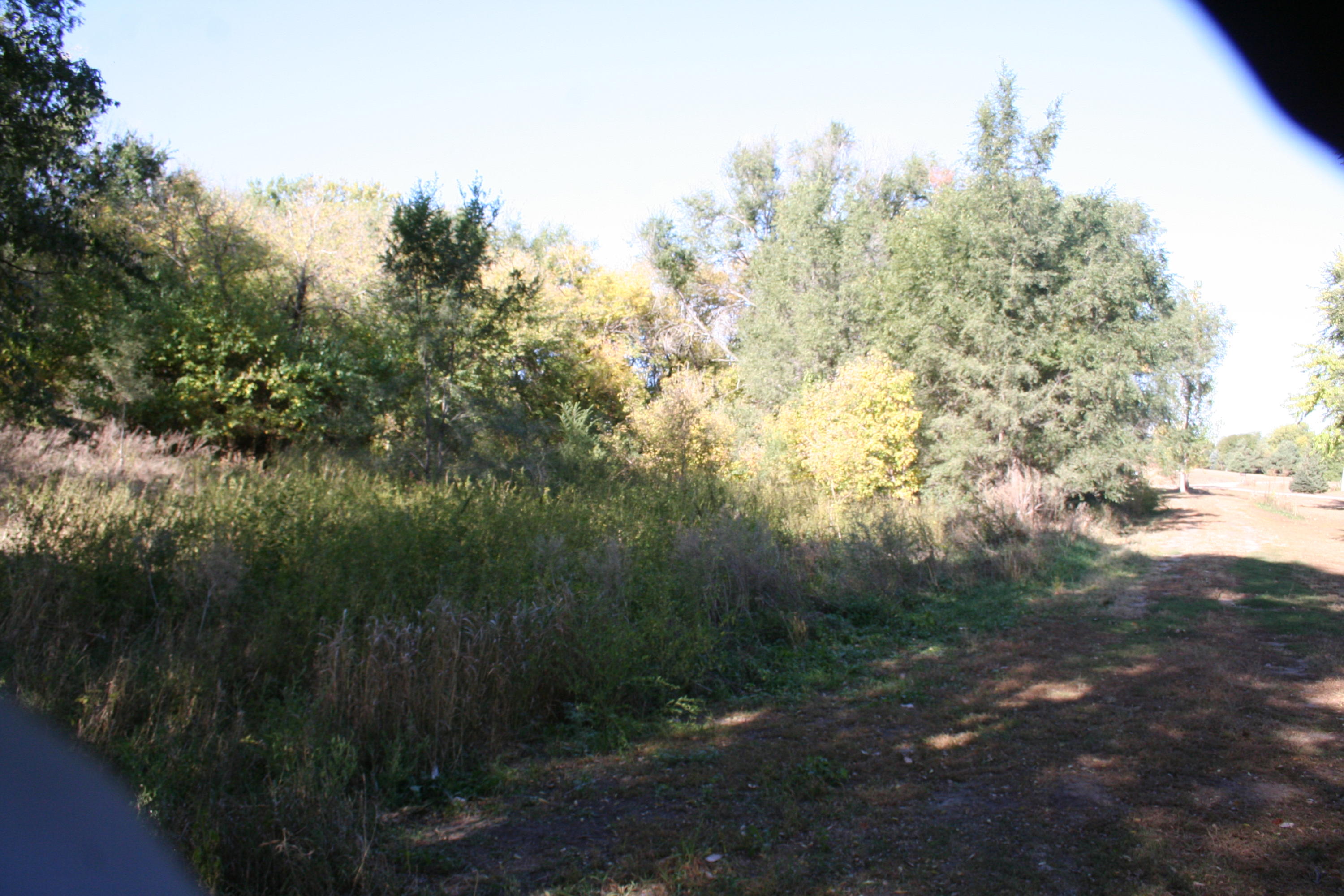 RIVER BLUFFS-NW LOT 18