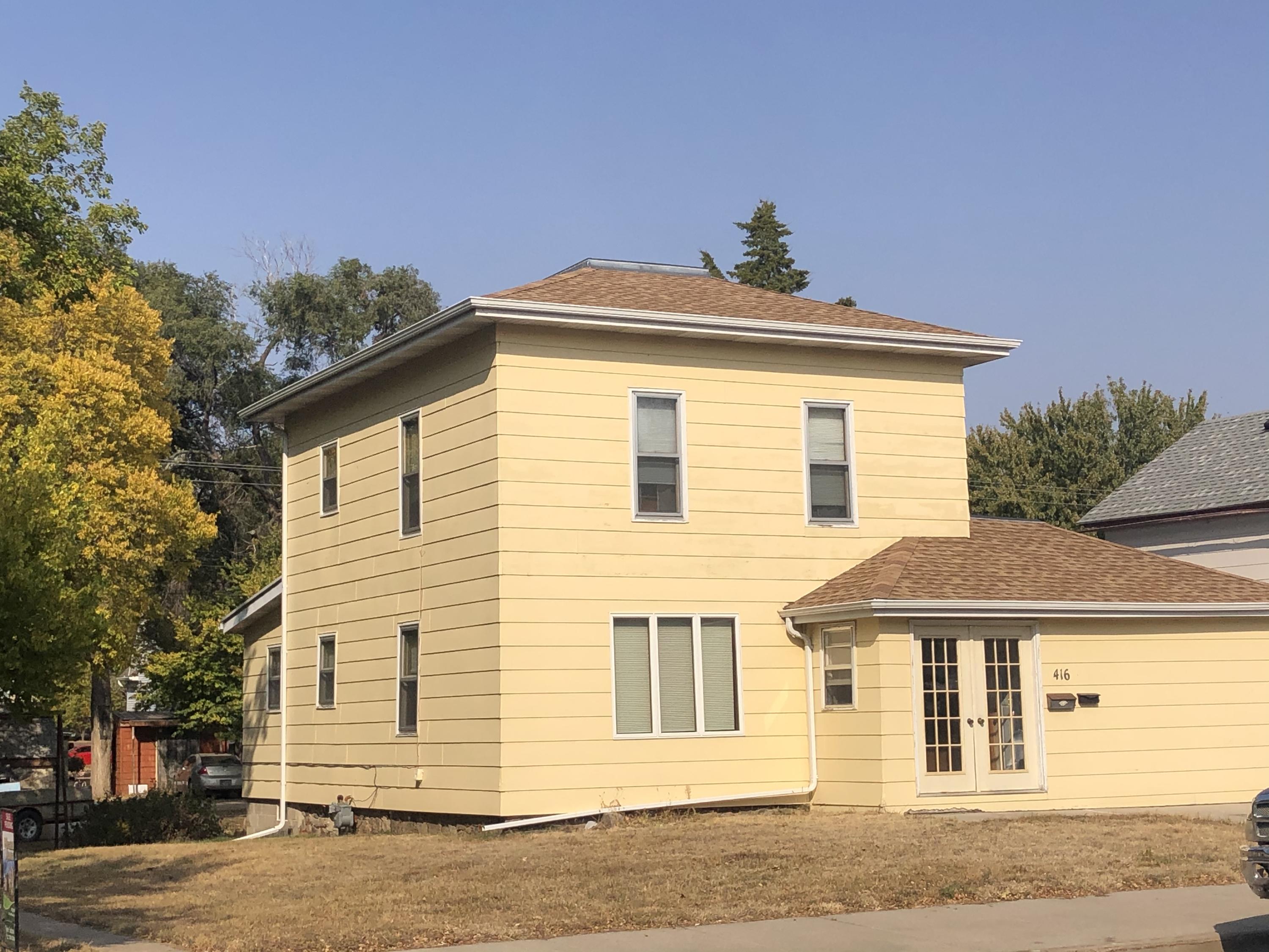 416 E 1st Ave