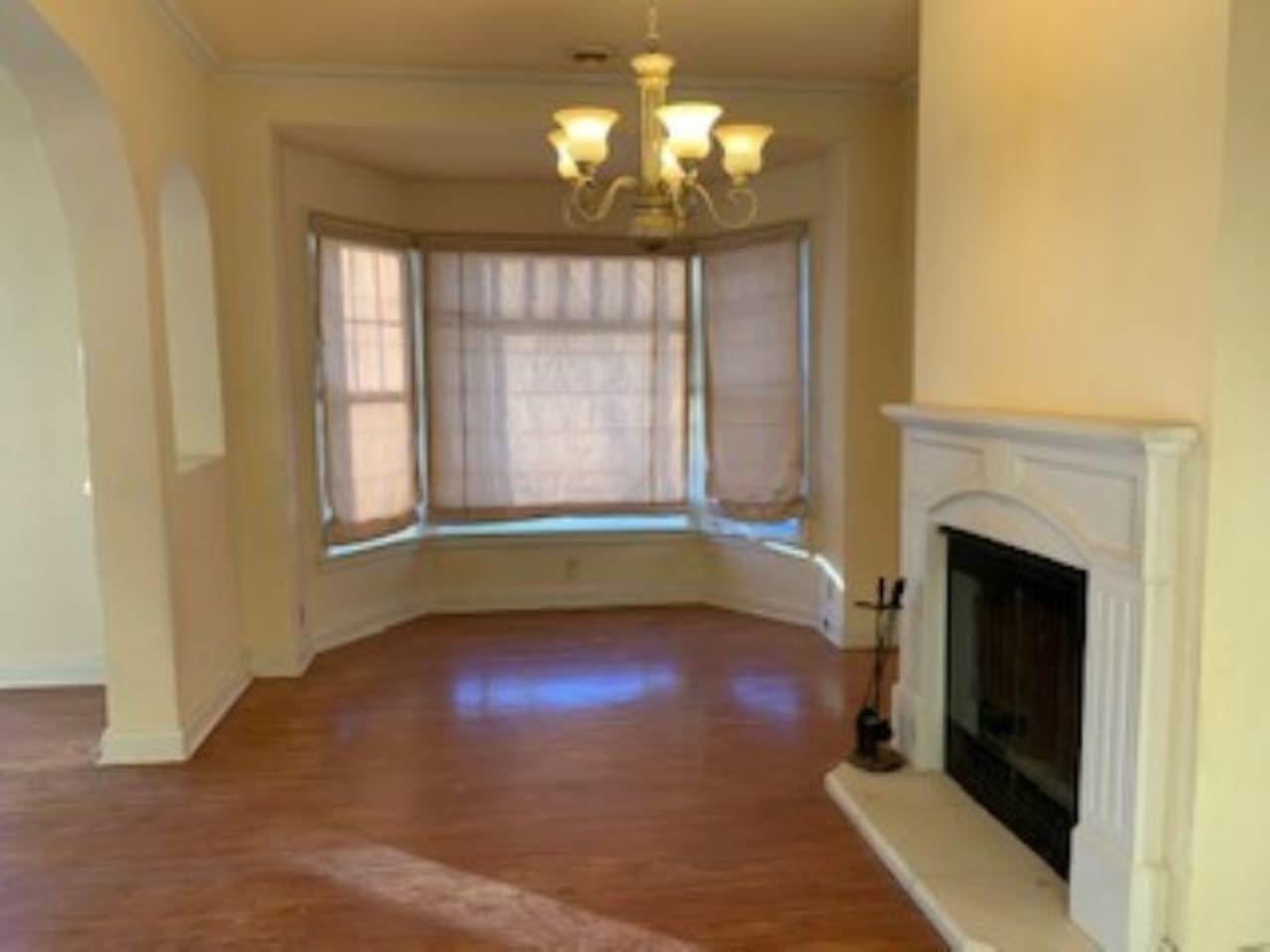 1021 N Main Ave