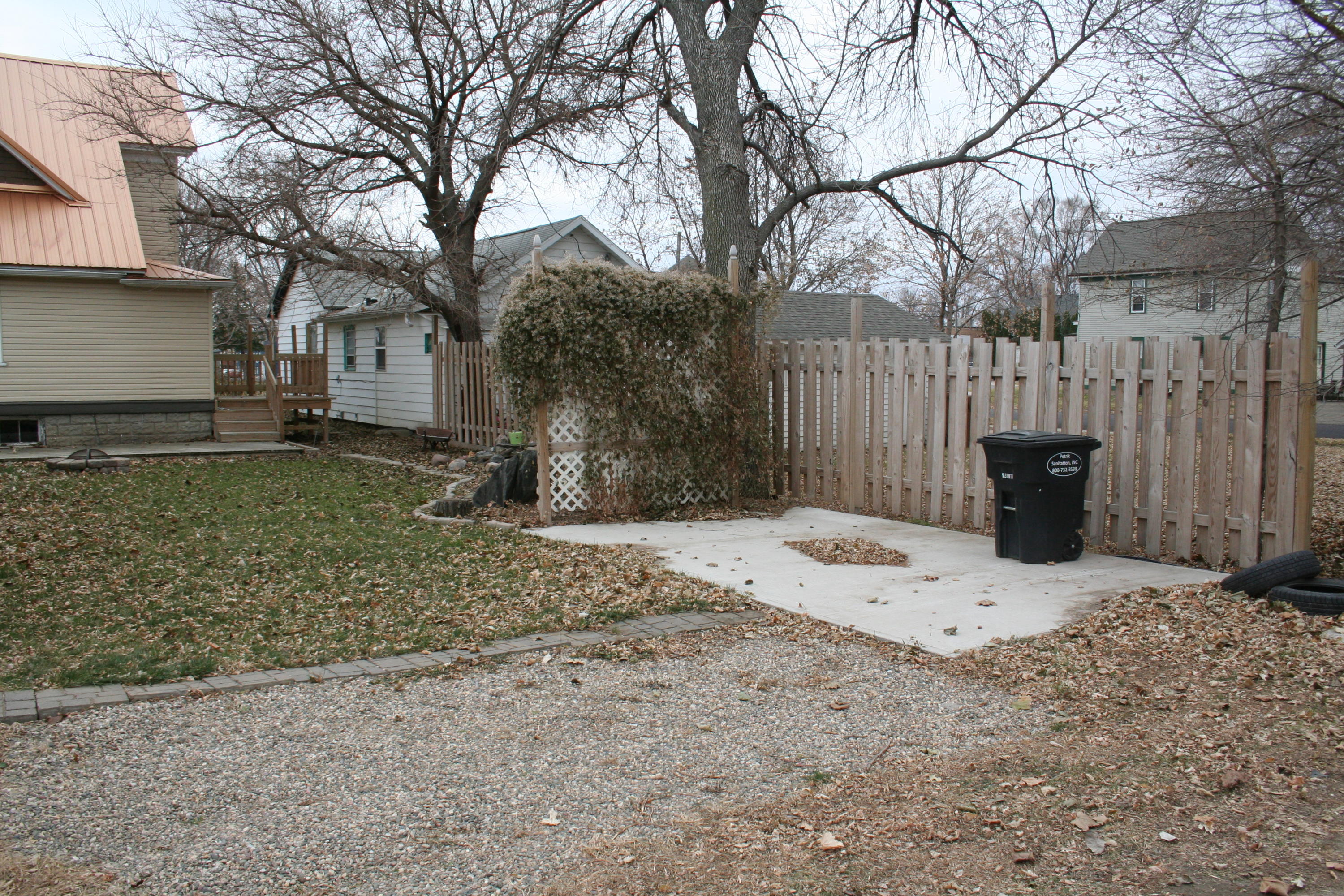 605 N Duff St
