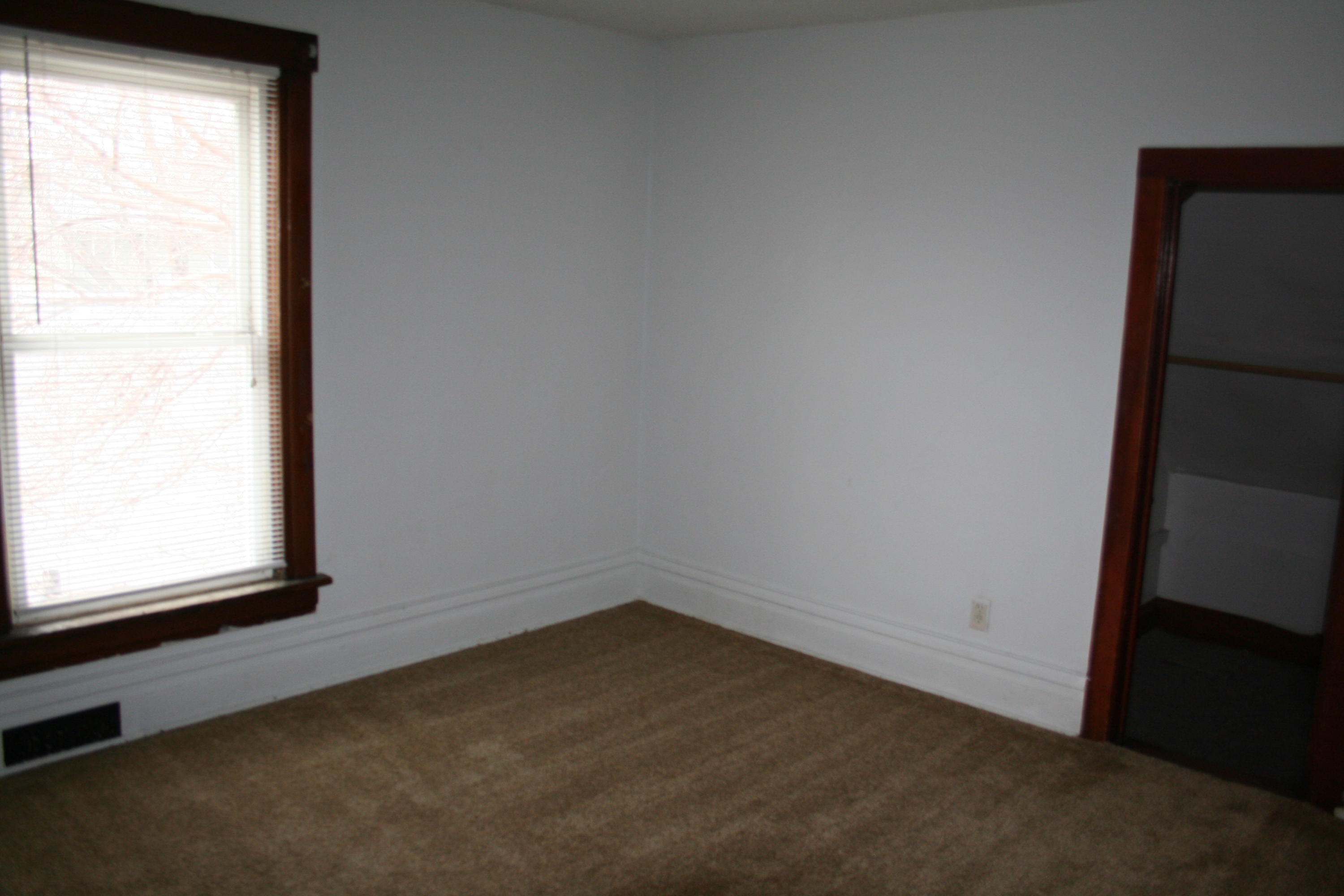 605 N Duff St