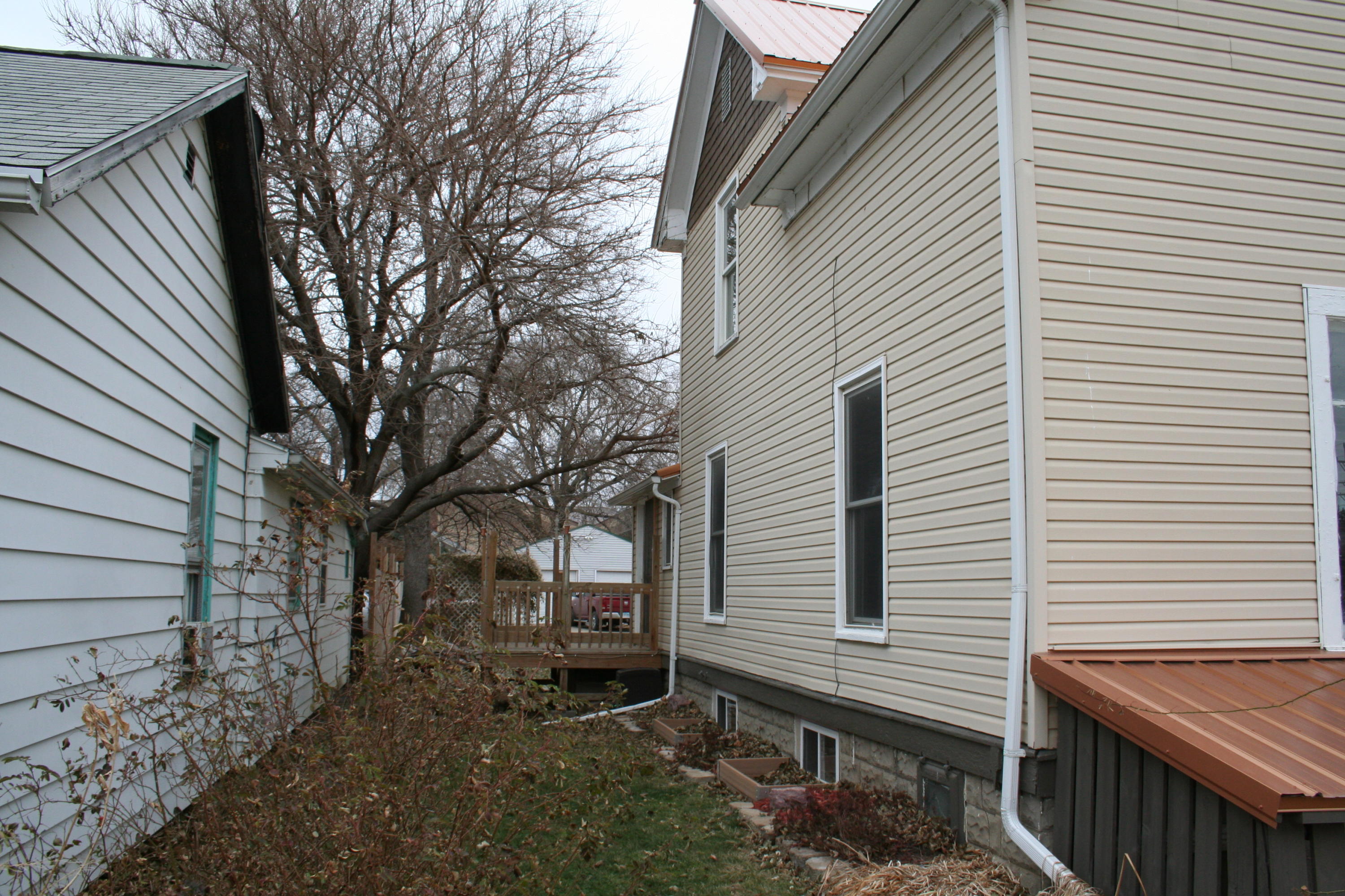 605 N Duff St