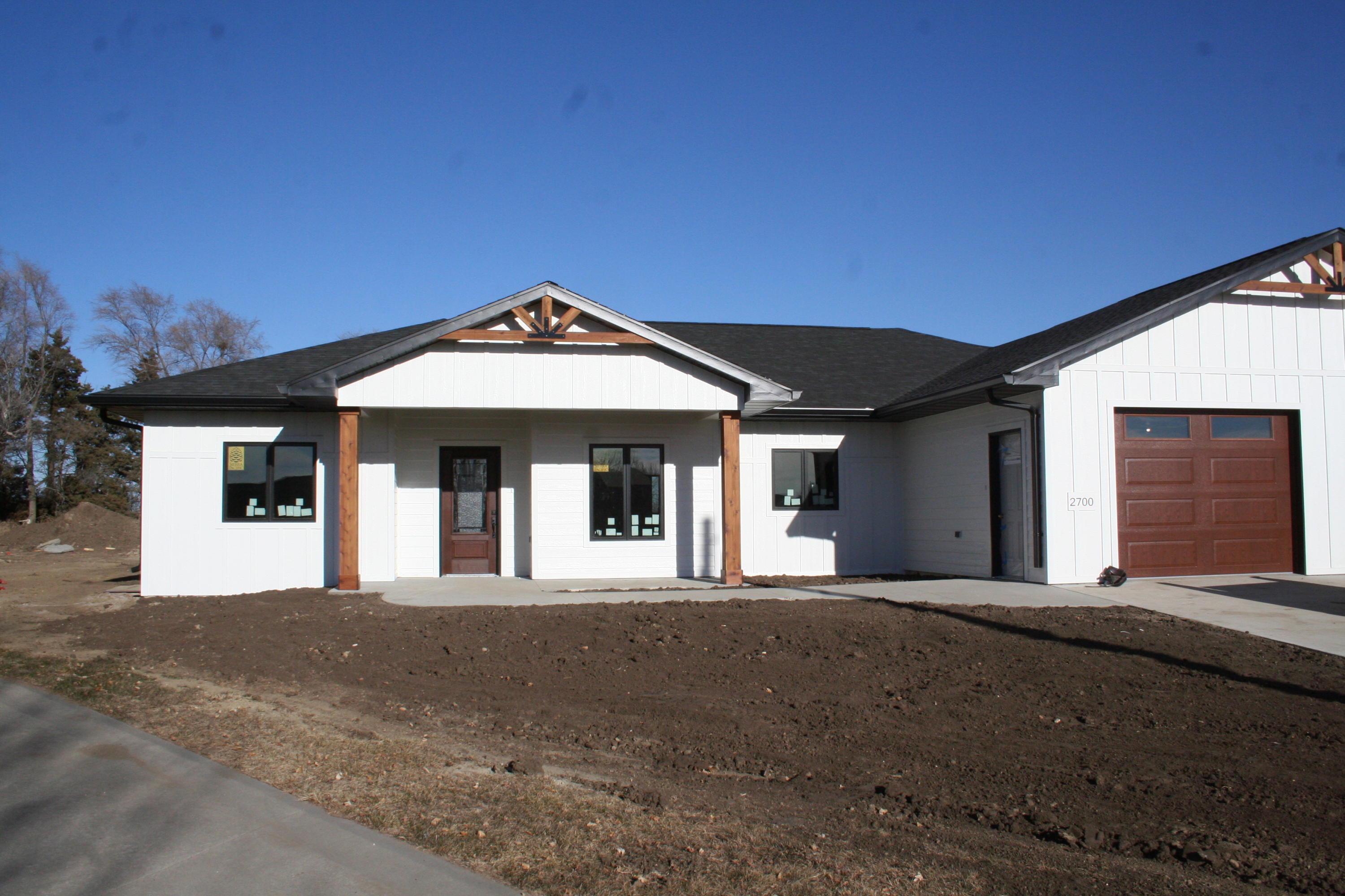 2700 Winsor Ct