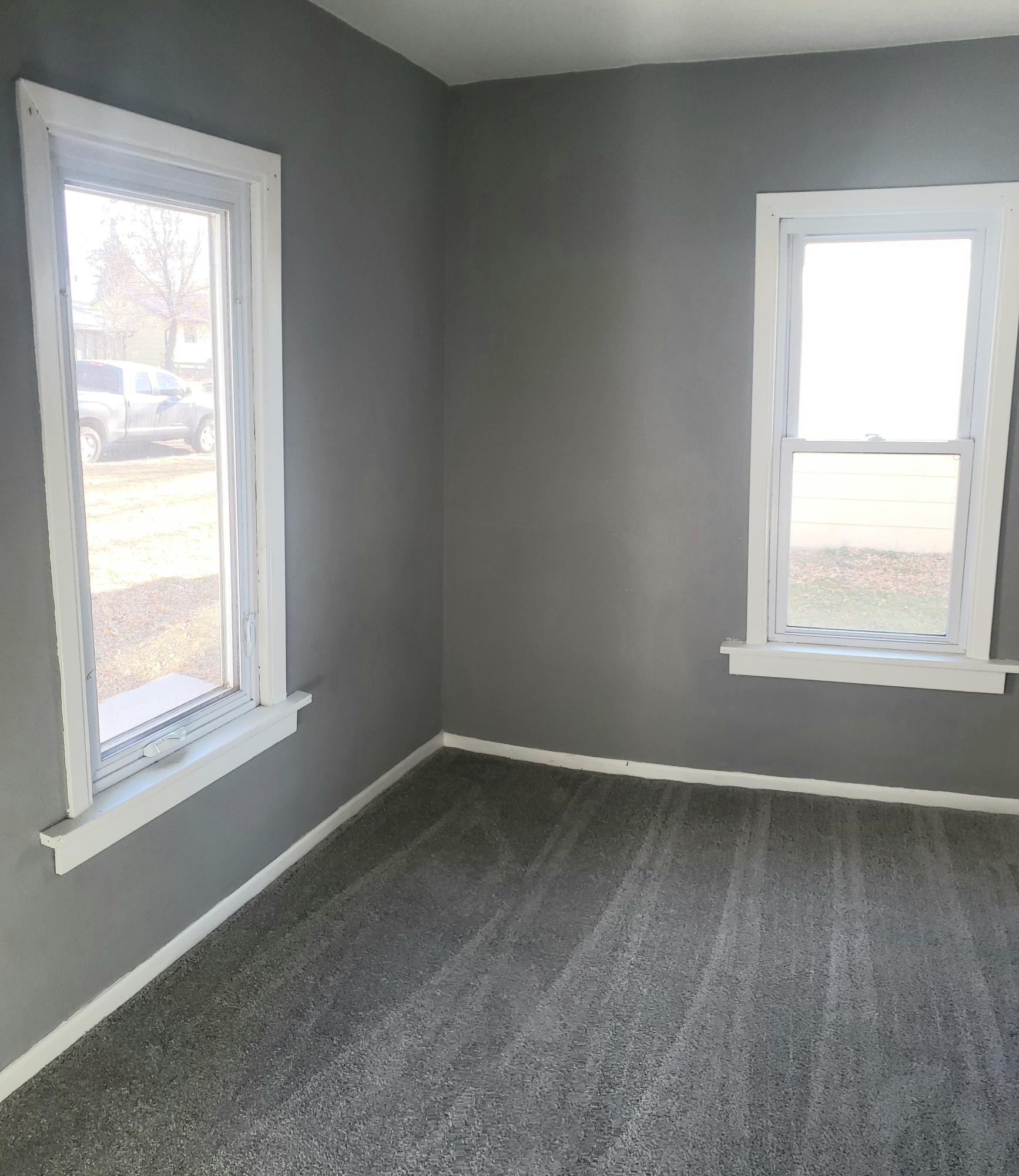 605 S Lawler