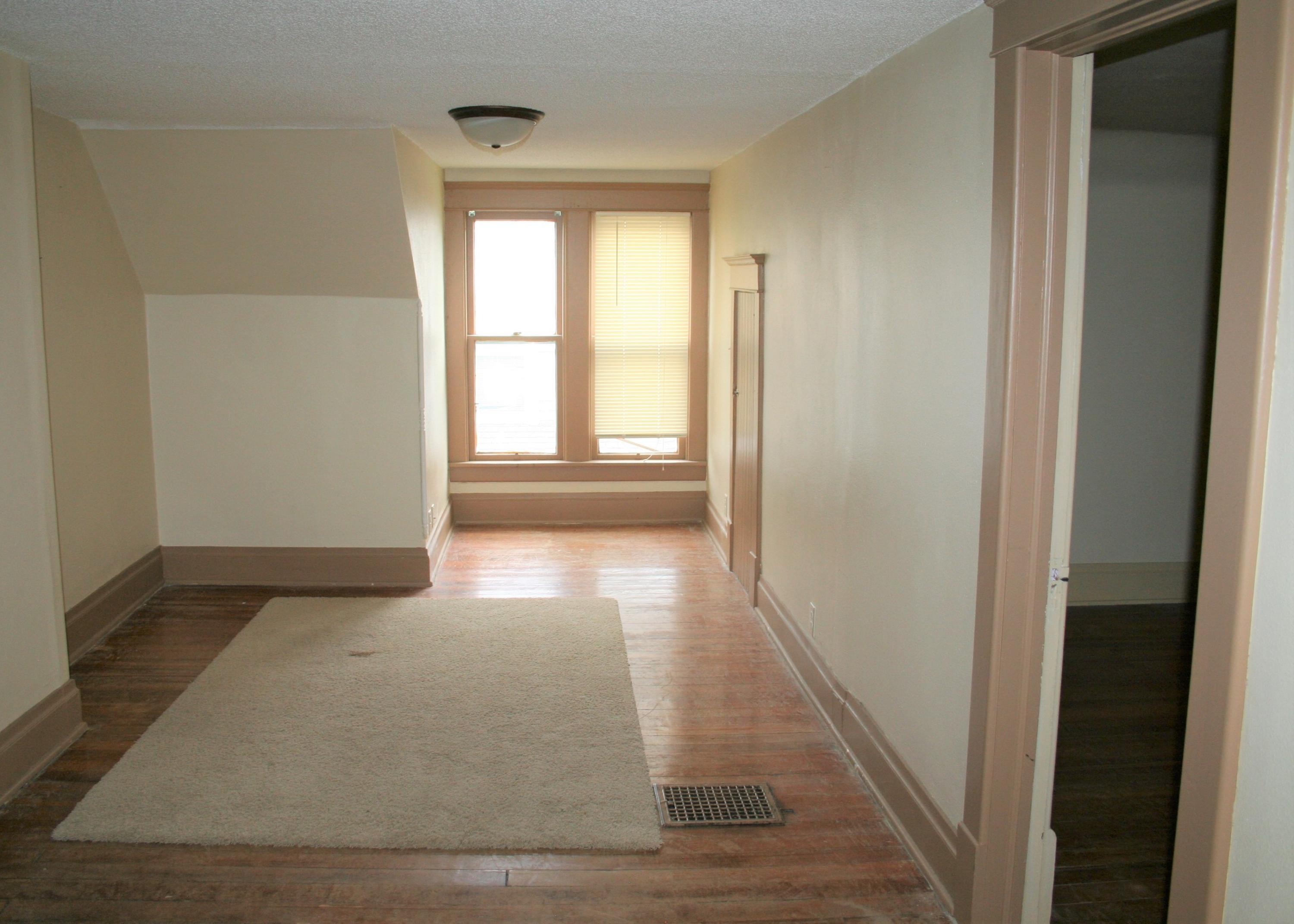 710 E 1st Ave