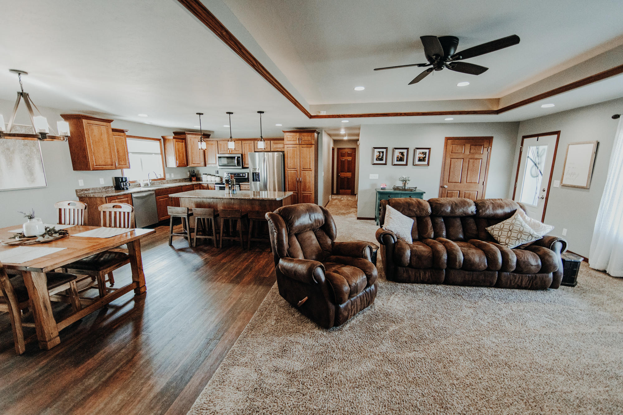 1505 Torrey Pines Ave