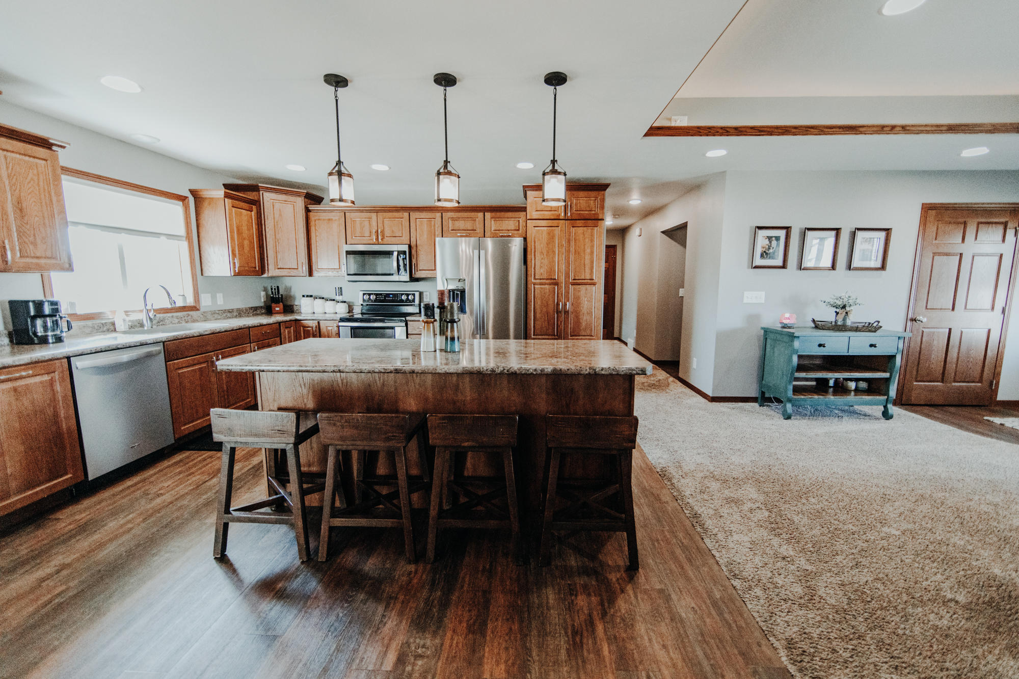 1505 Torrey Pines Ave