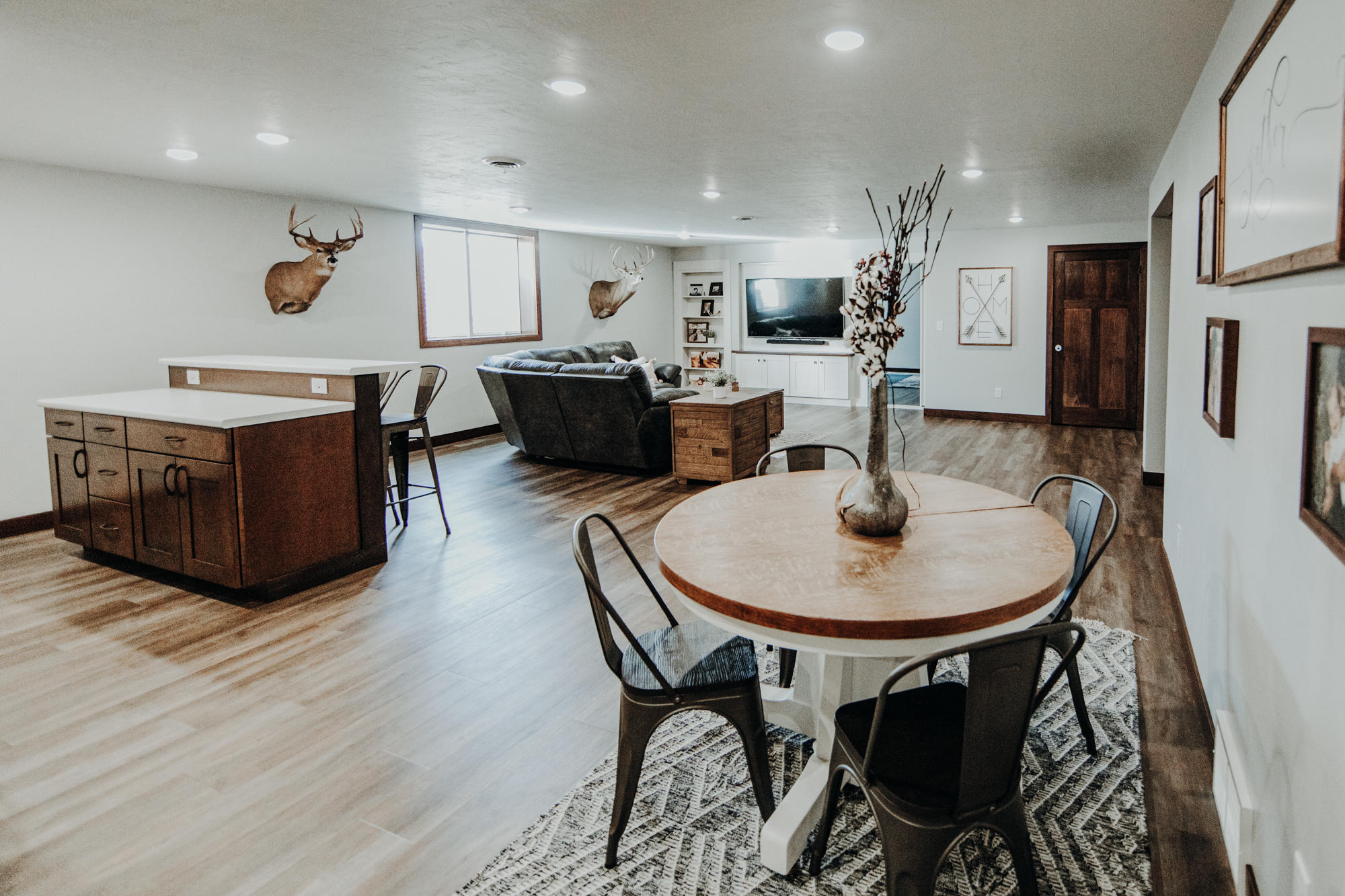 1505 Torrey Pines Ave