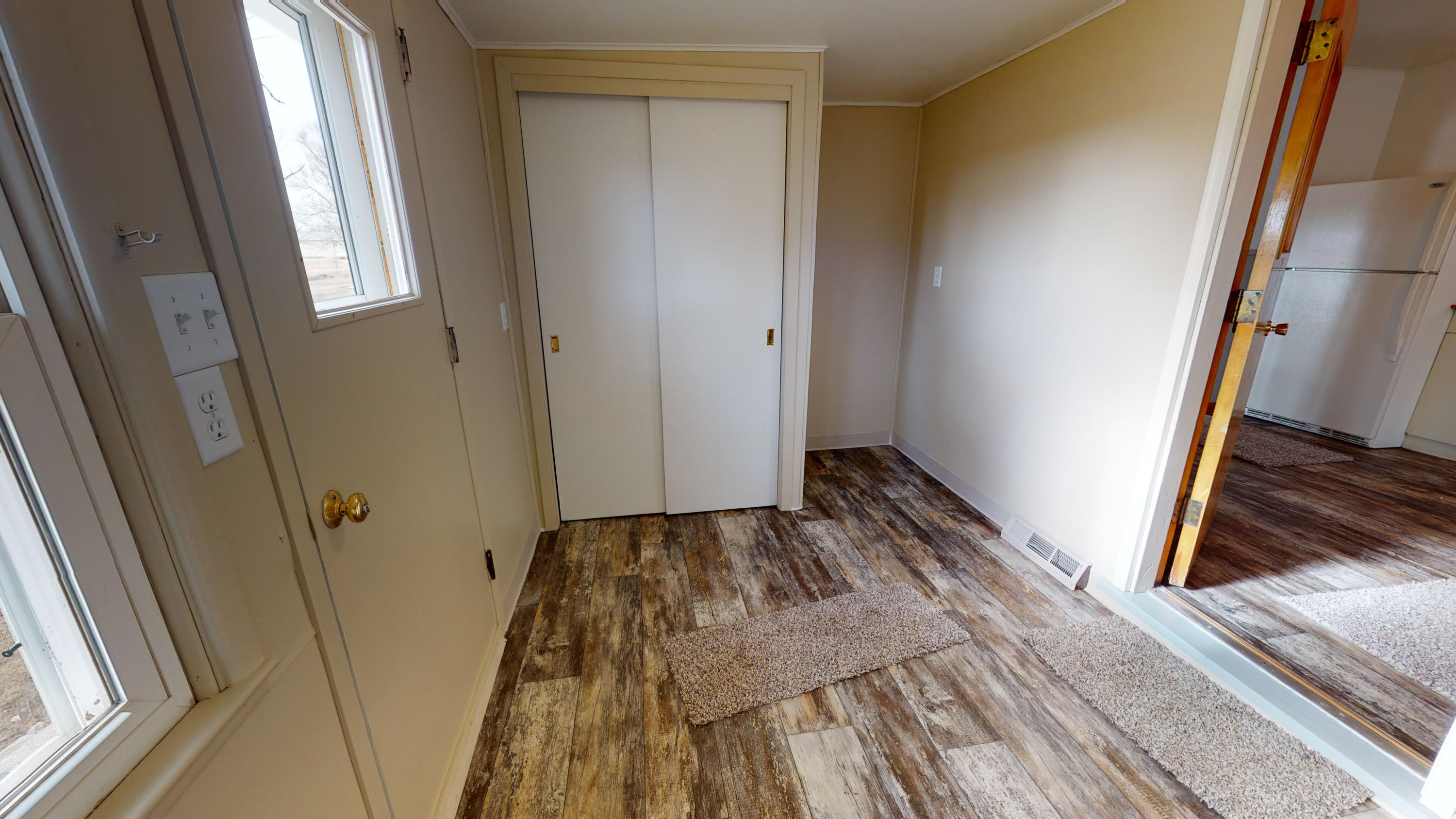 26044 422nd Ave