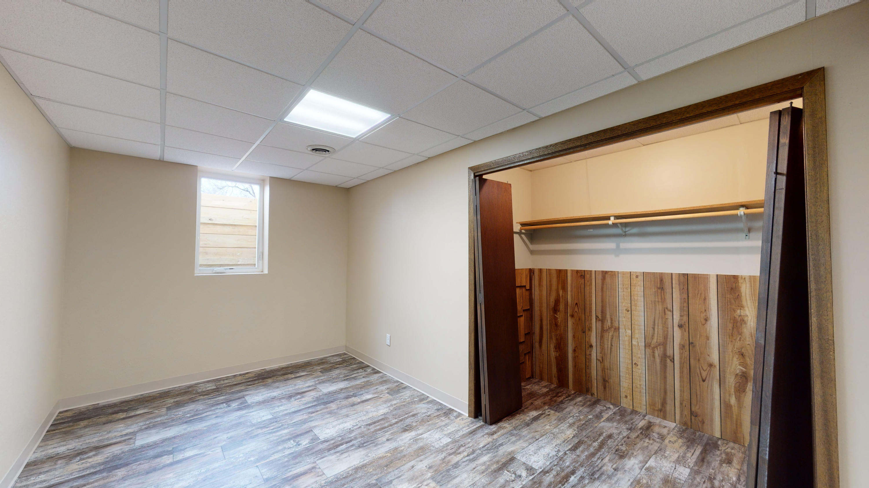 26044 422nd Ave