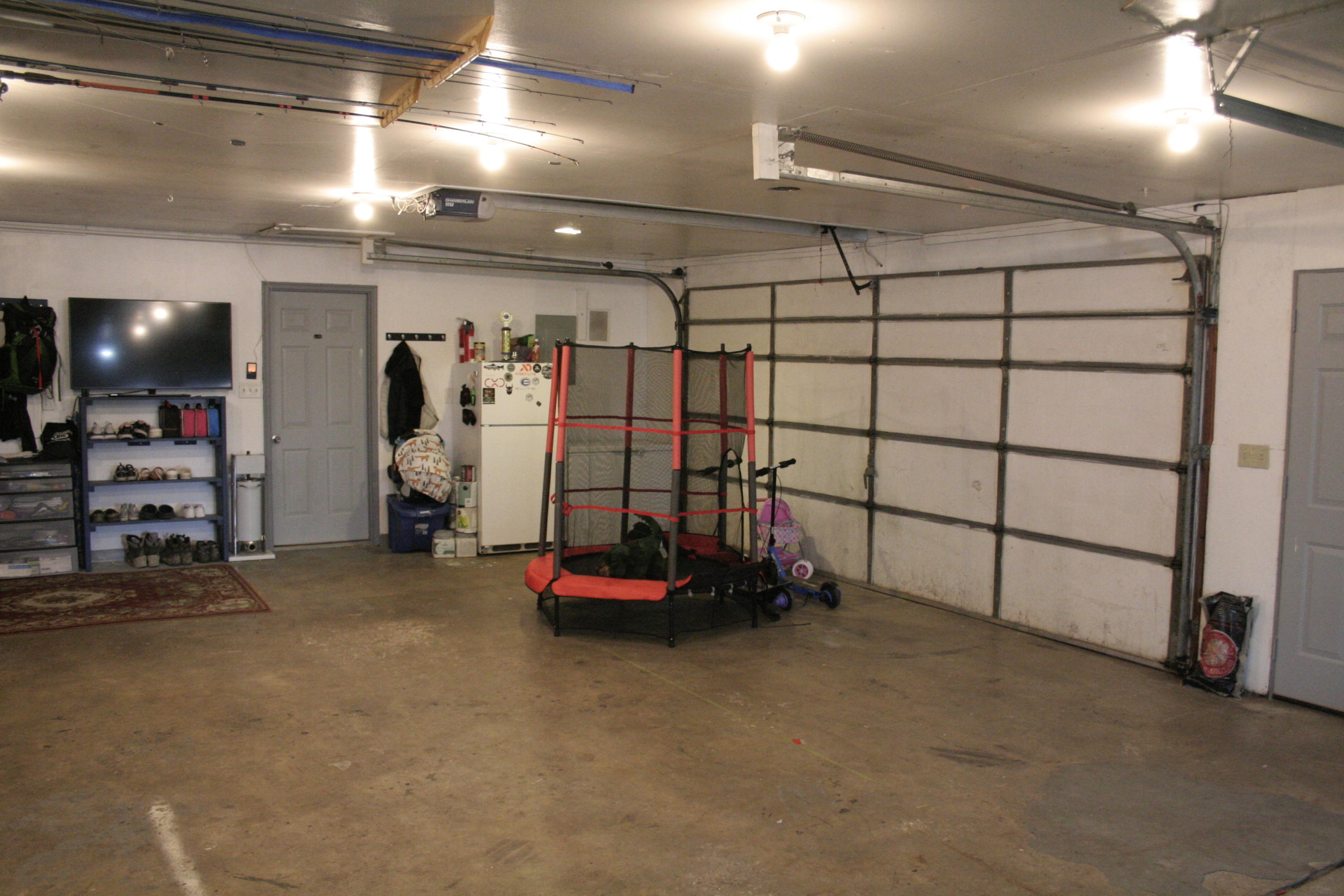 922 W 5th Ave