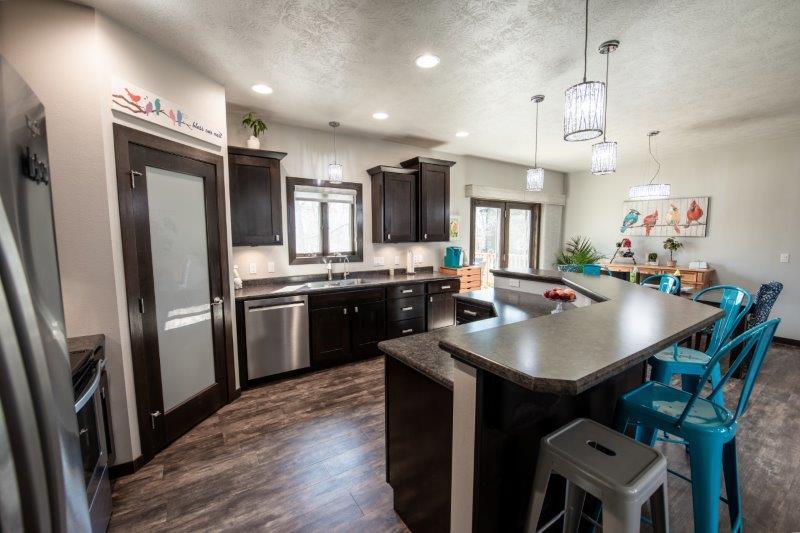 116 W Harmon Dr