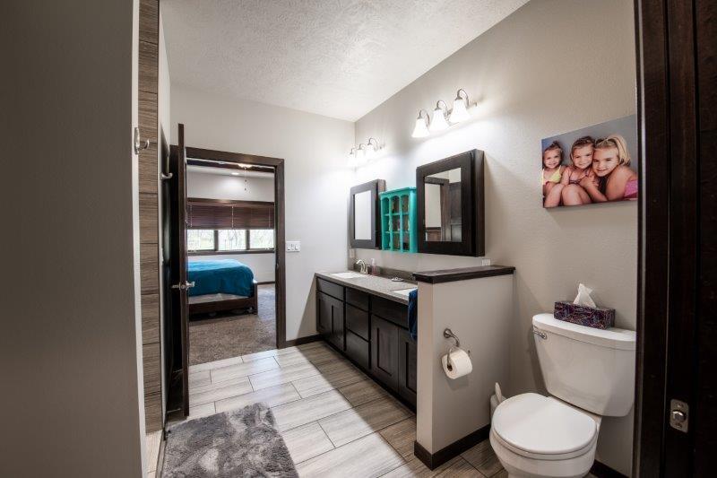 116 W Harmon Dr