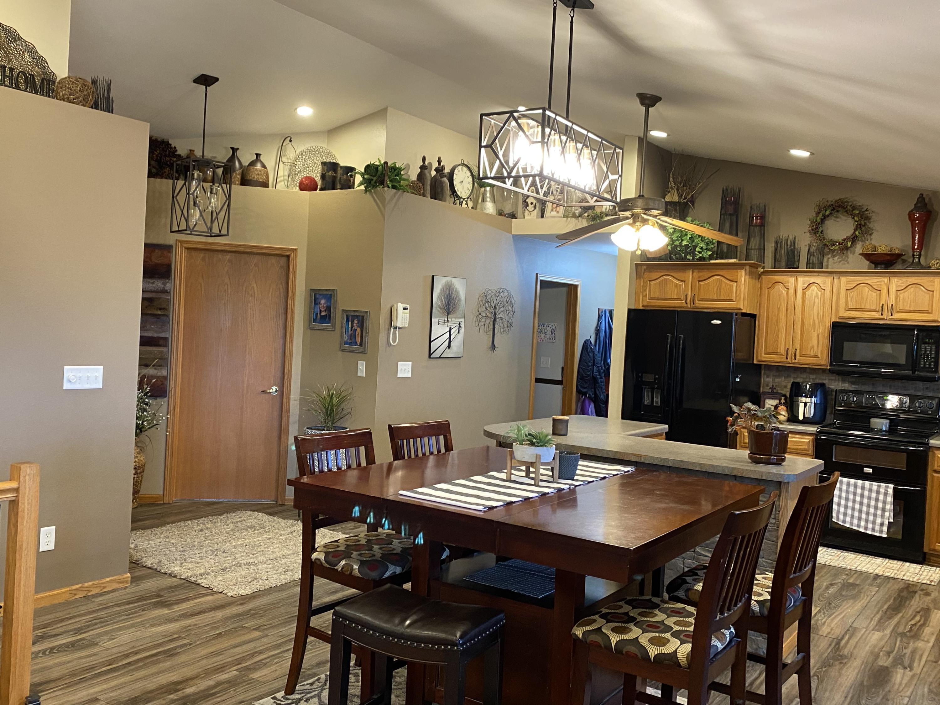 40988 Hamilton Ct