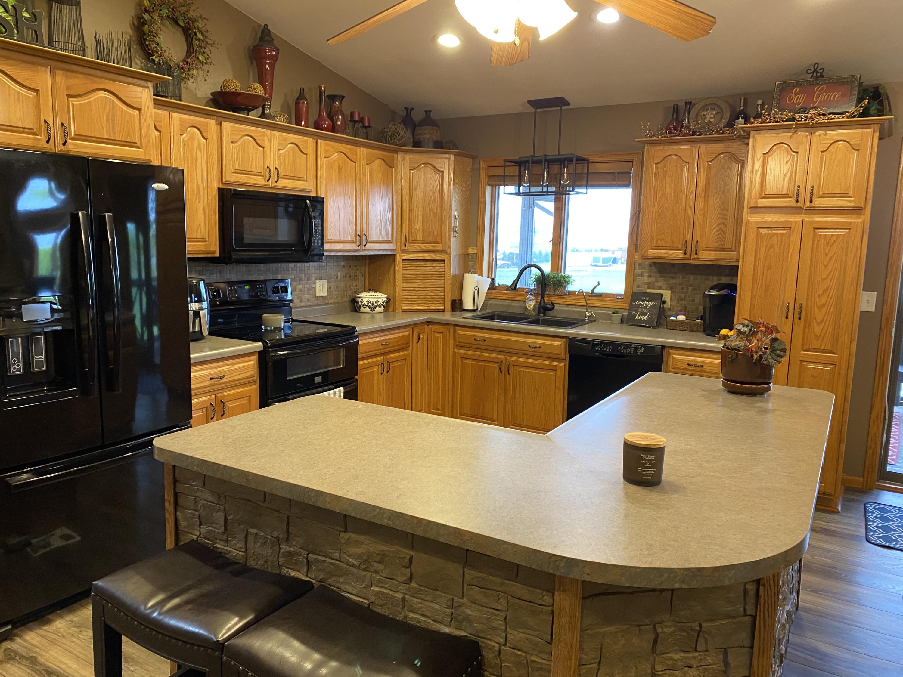 40988 Hamilton Ct