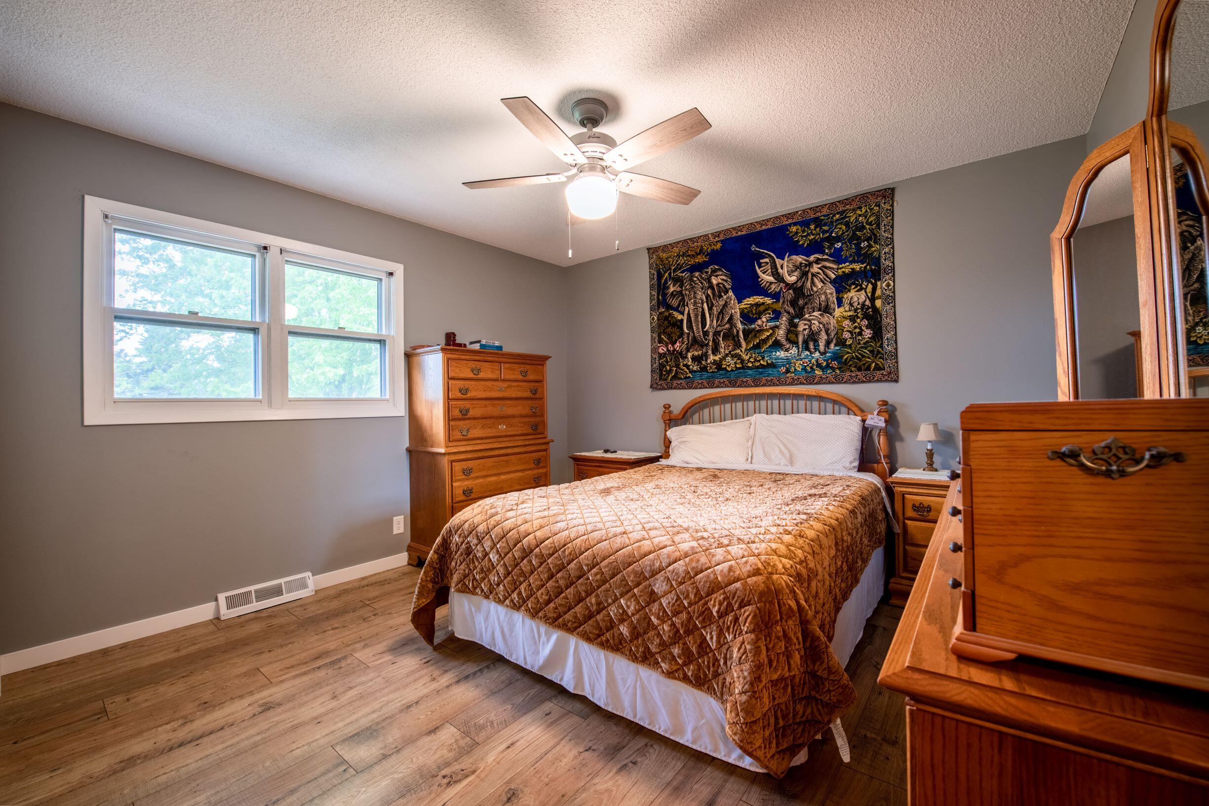 40512 254th St