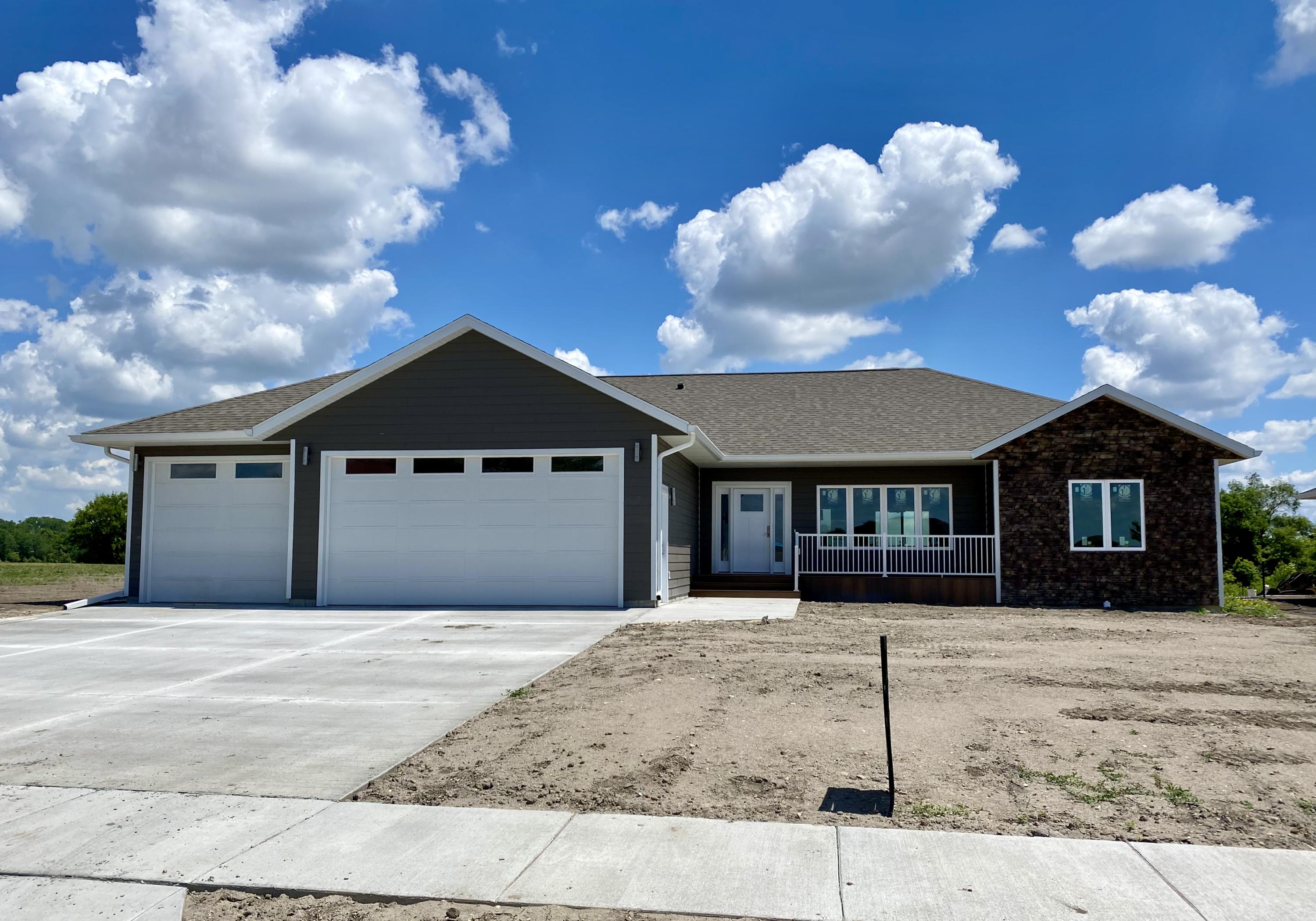 5732 Island Ct