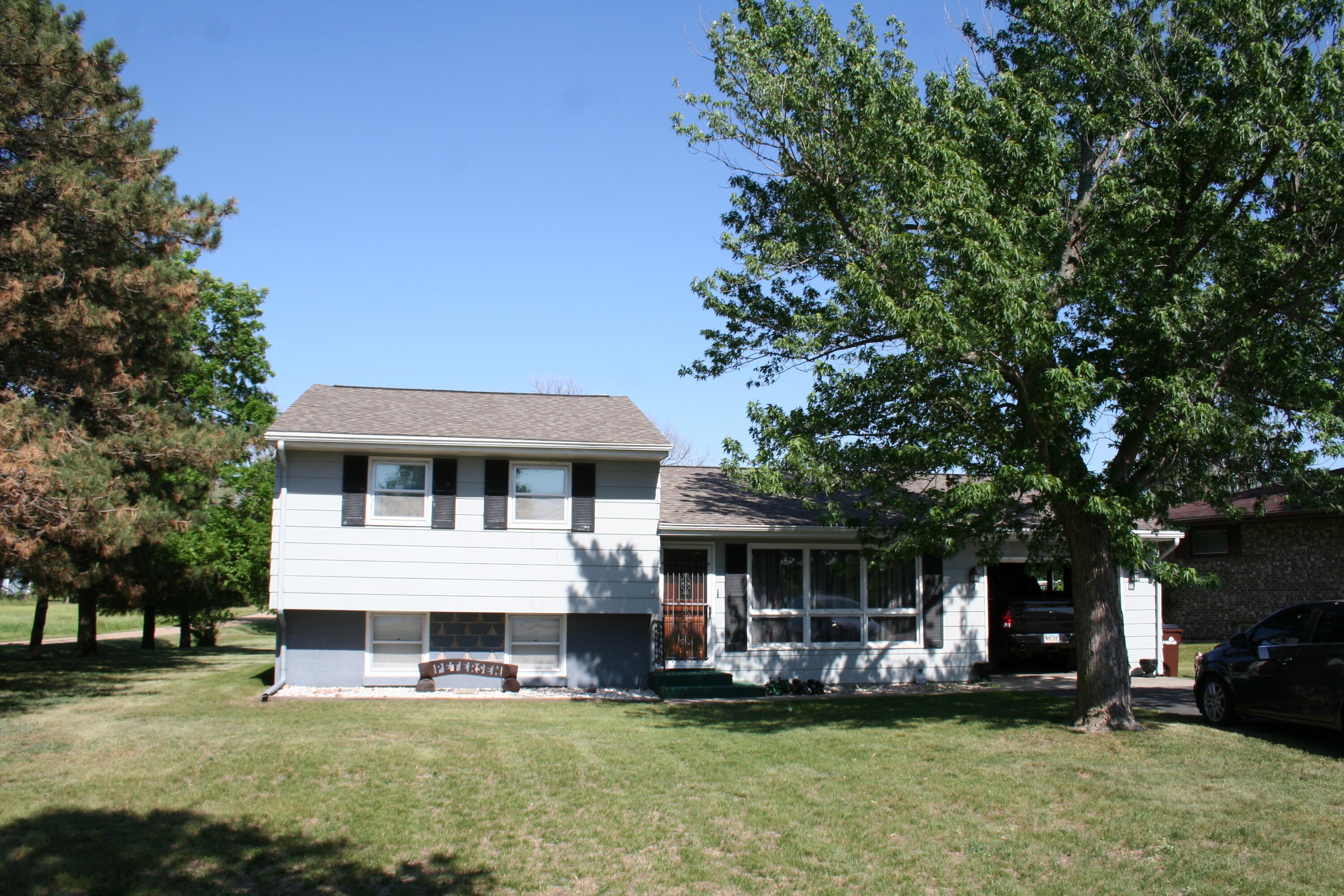 87 N Harmon Dr