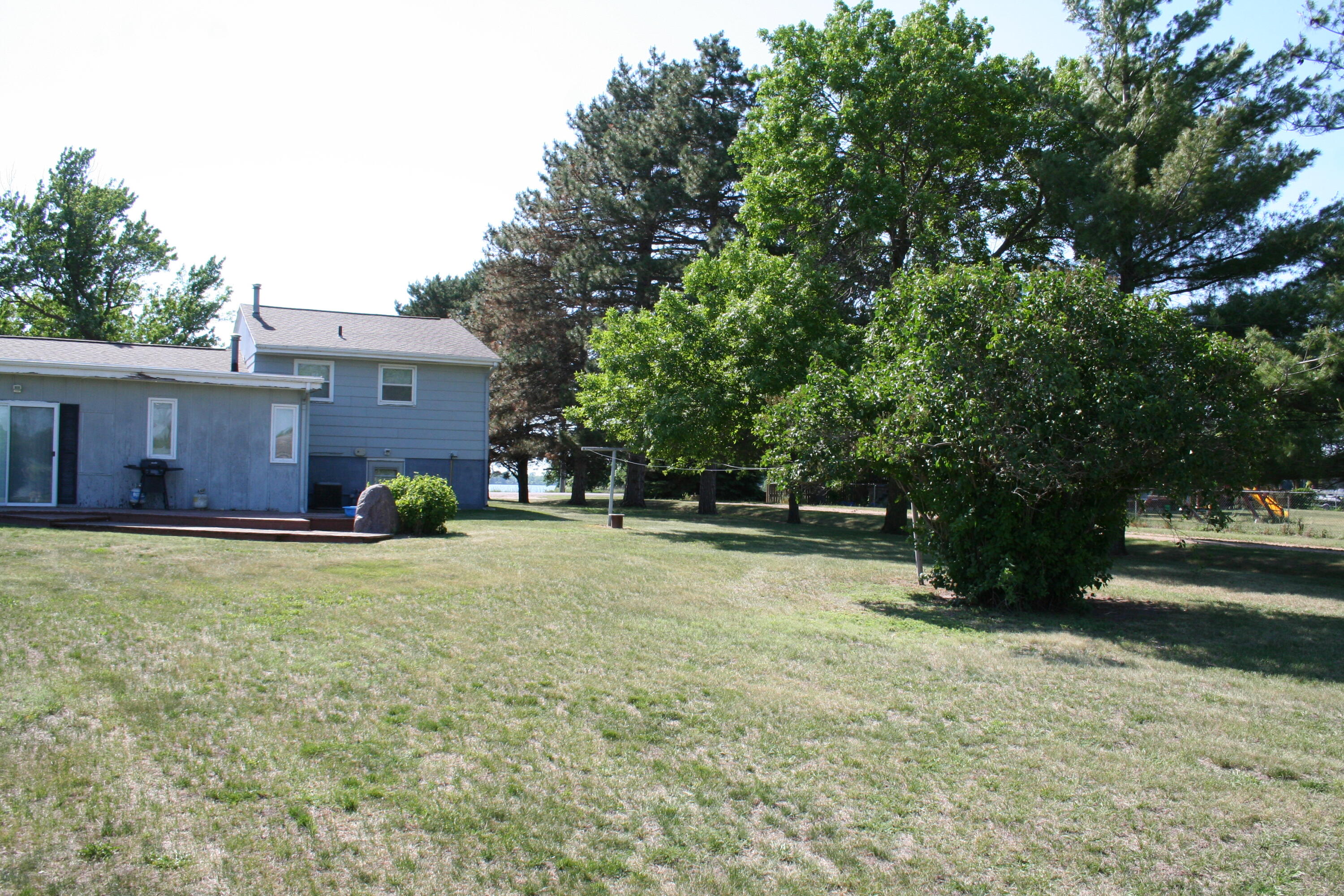 87 N Harmon Dr