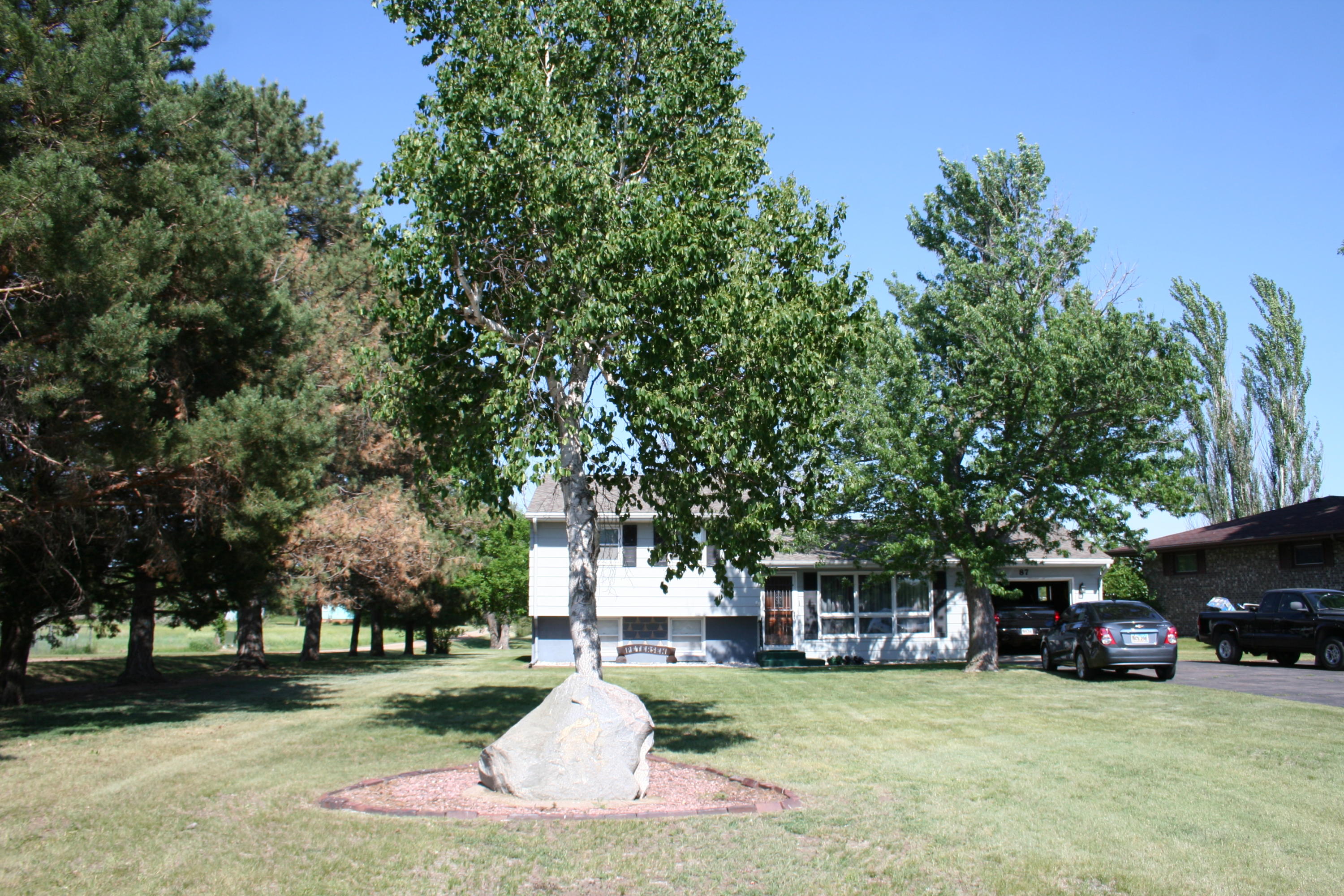 87 N Harmon Dr