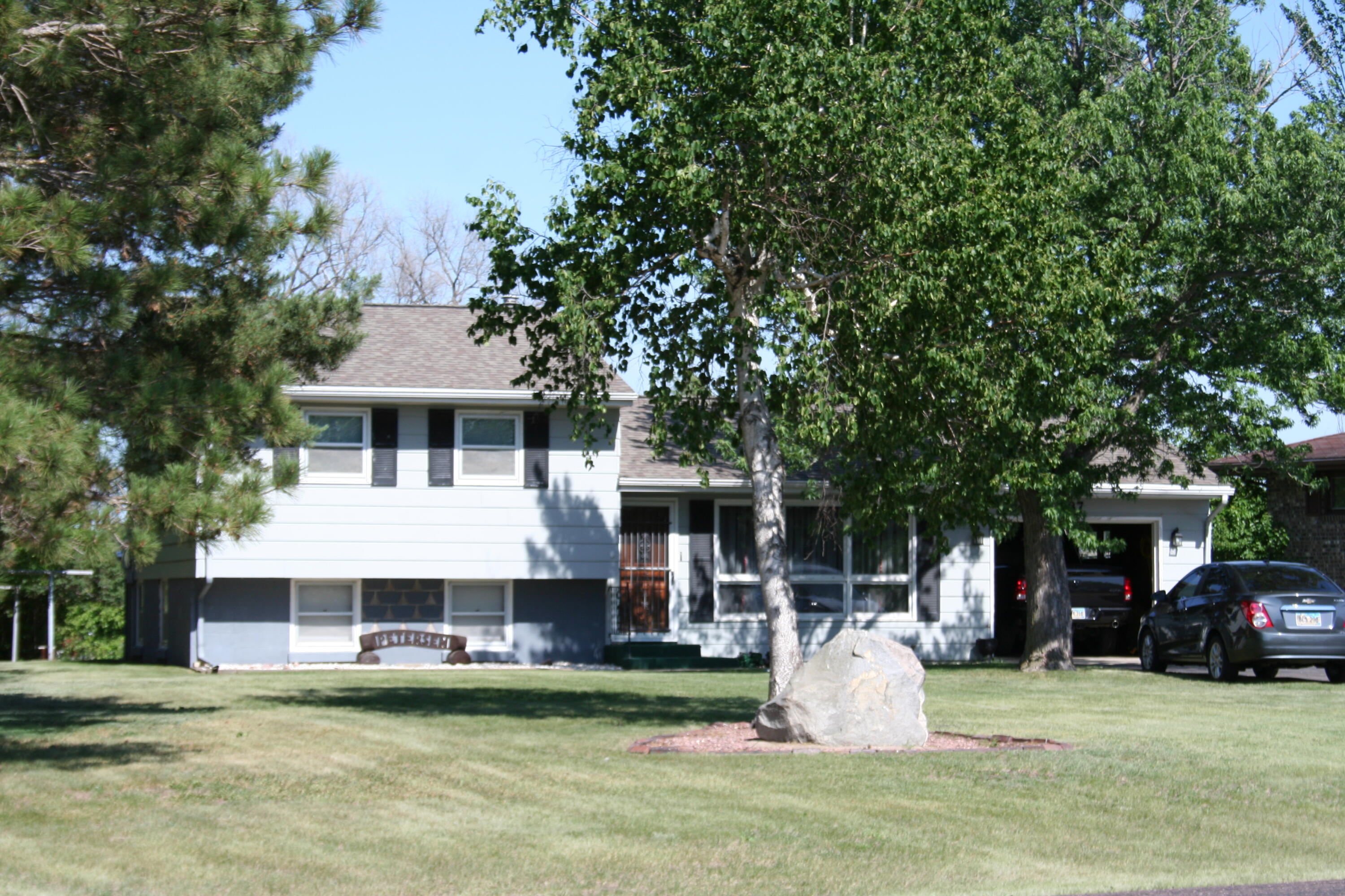 87 N Harmon Dr