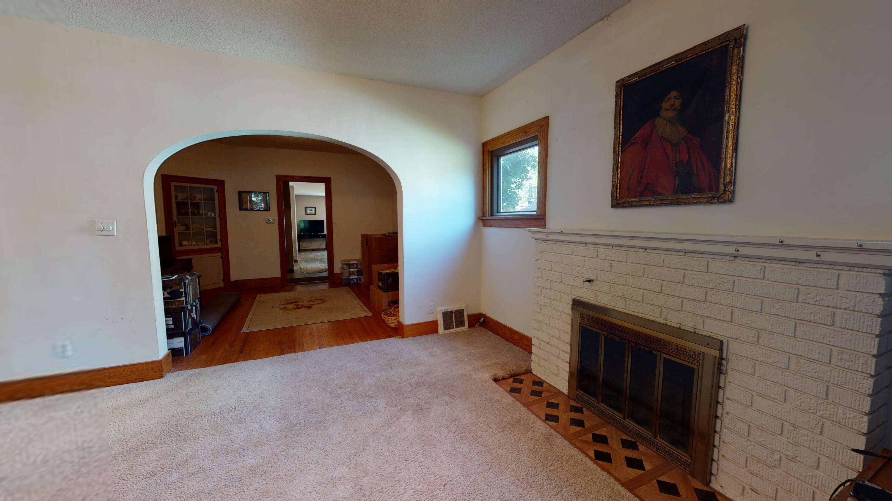 400 E 6th Ave