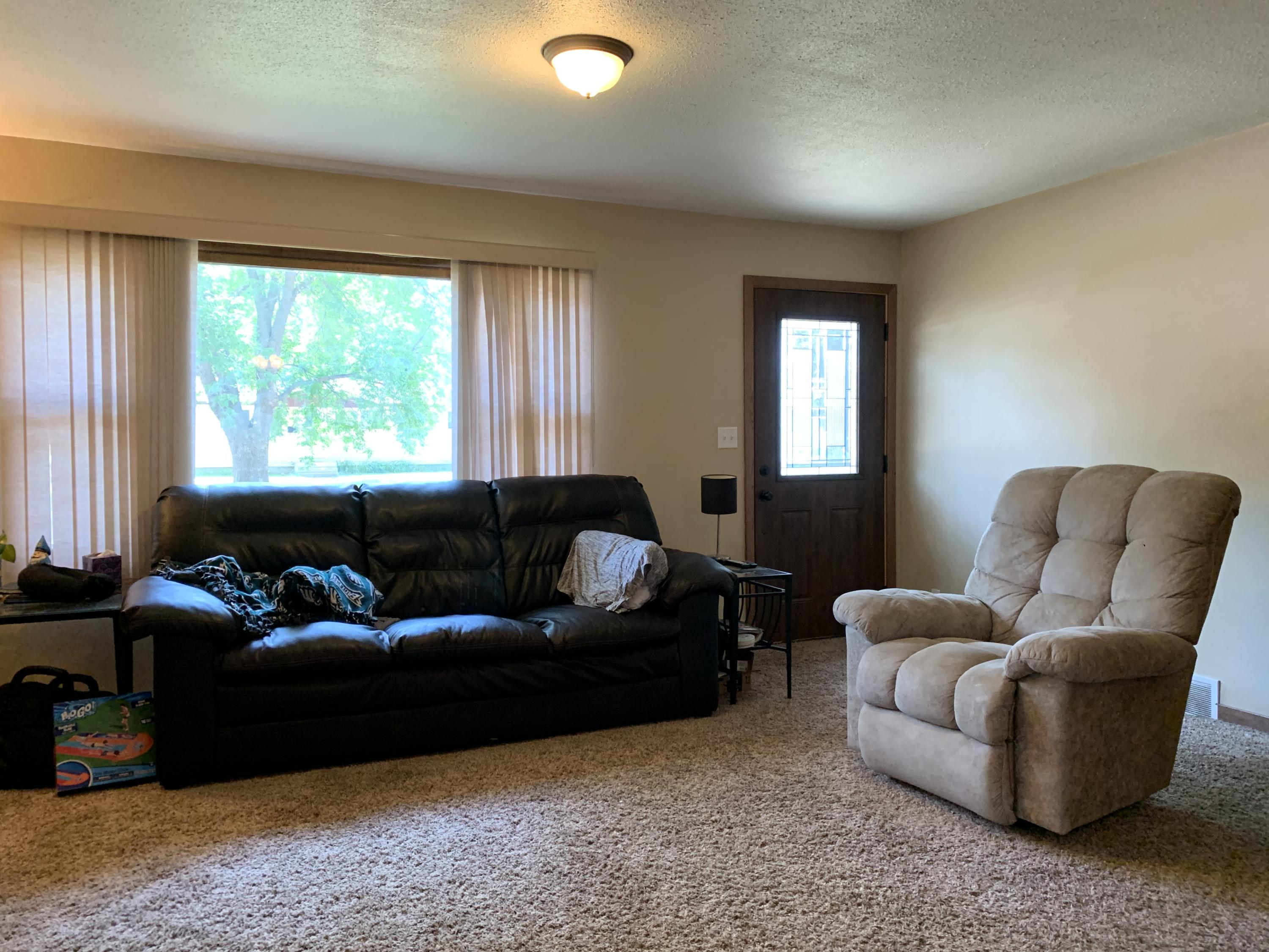 1100 W 6th Ave