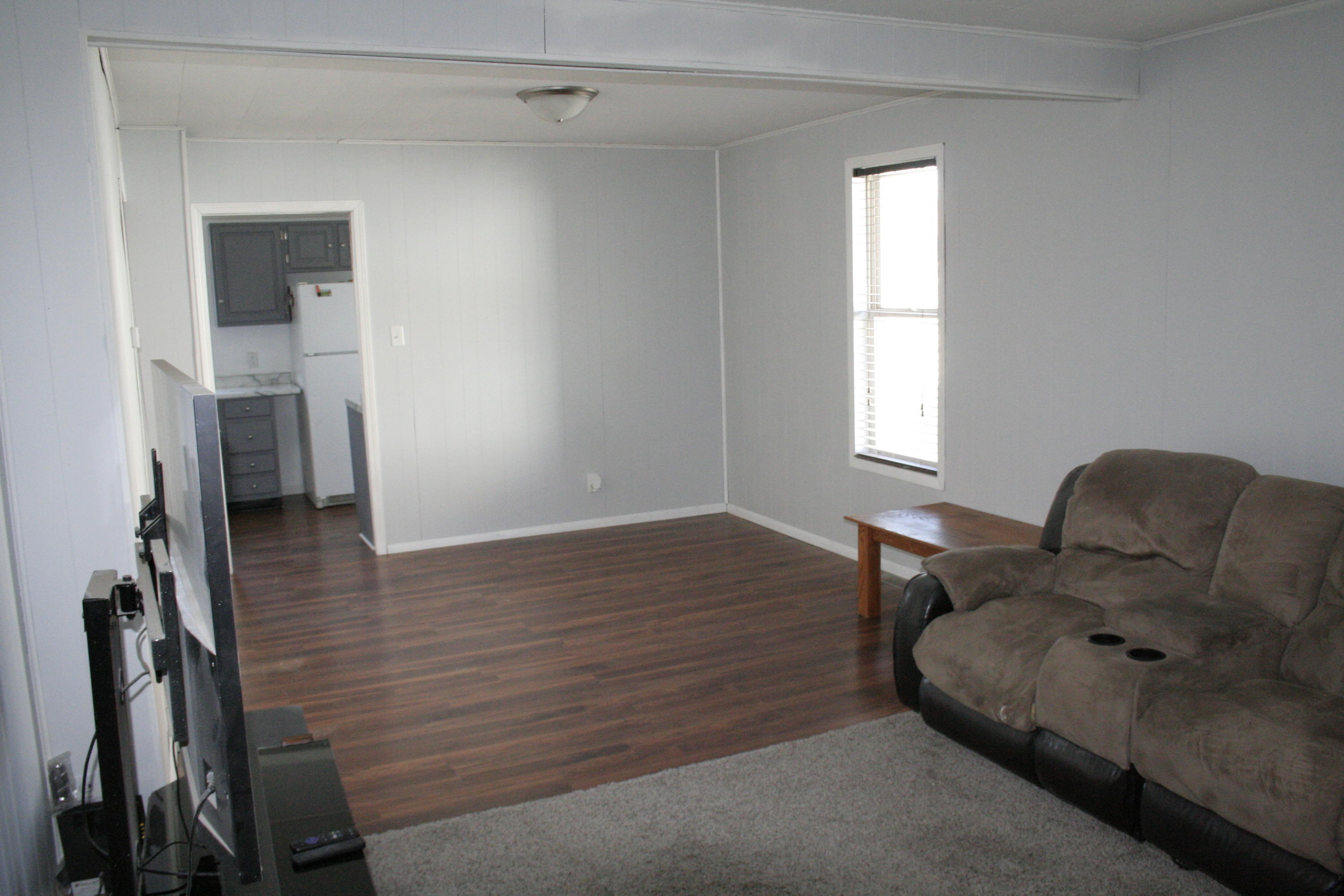 919 W 5th Ave