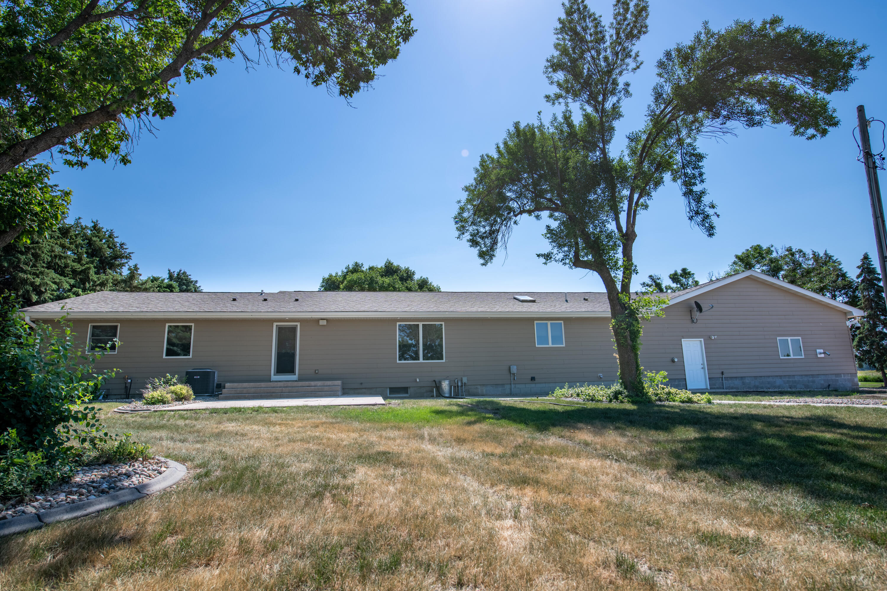 25451 407th Ave