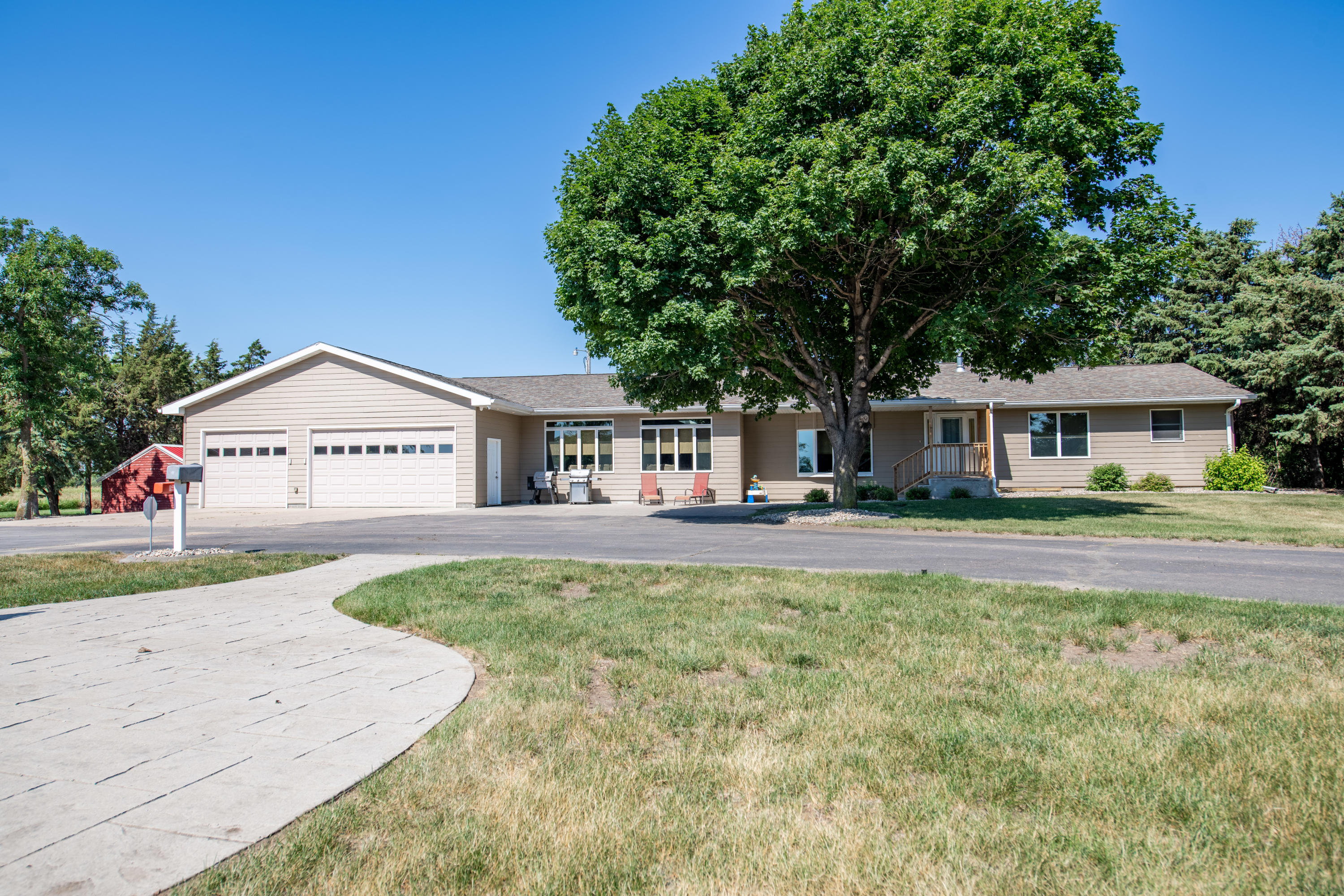 25451 407th Ave