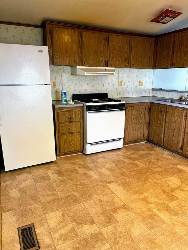 1401 Lot44 S Main St