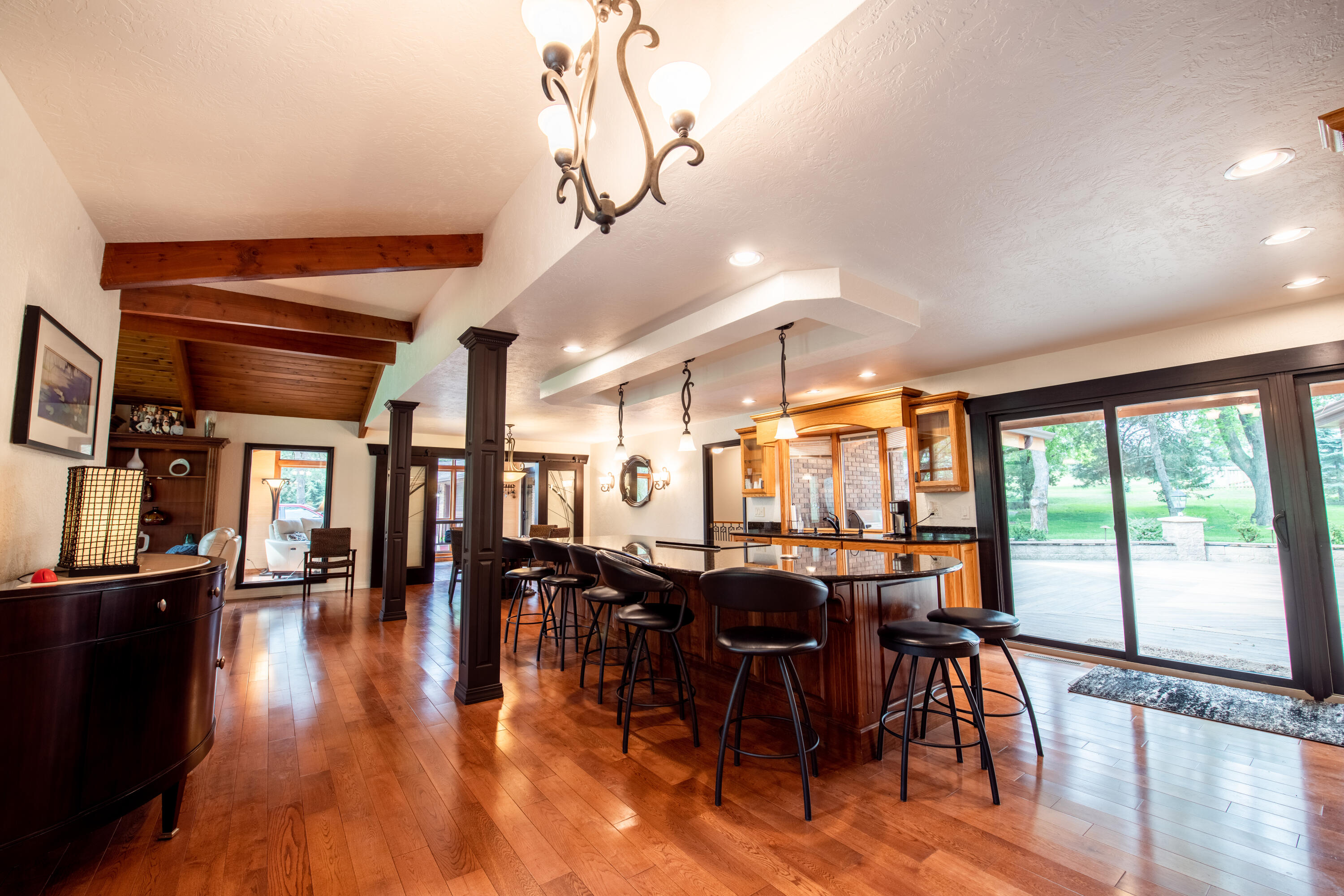 2441 Fairway Cir