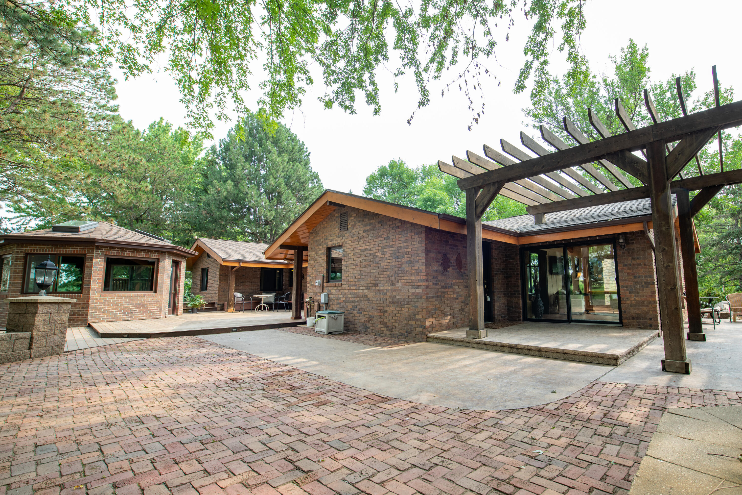 2441 Fairway Cir