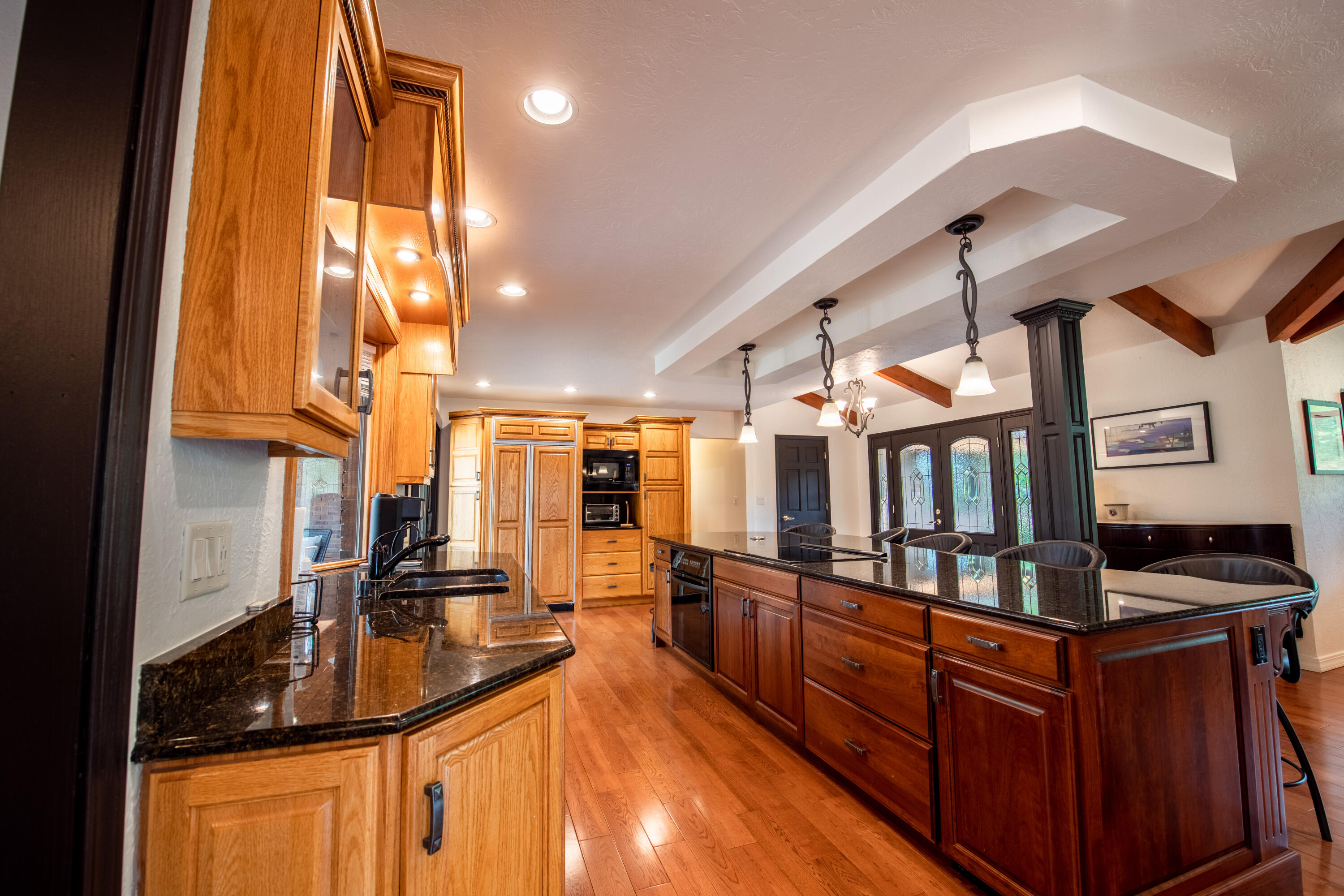 2441 Fairway Cir