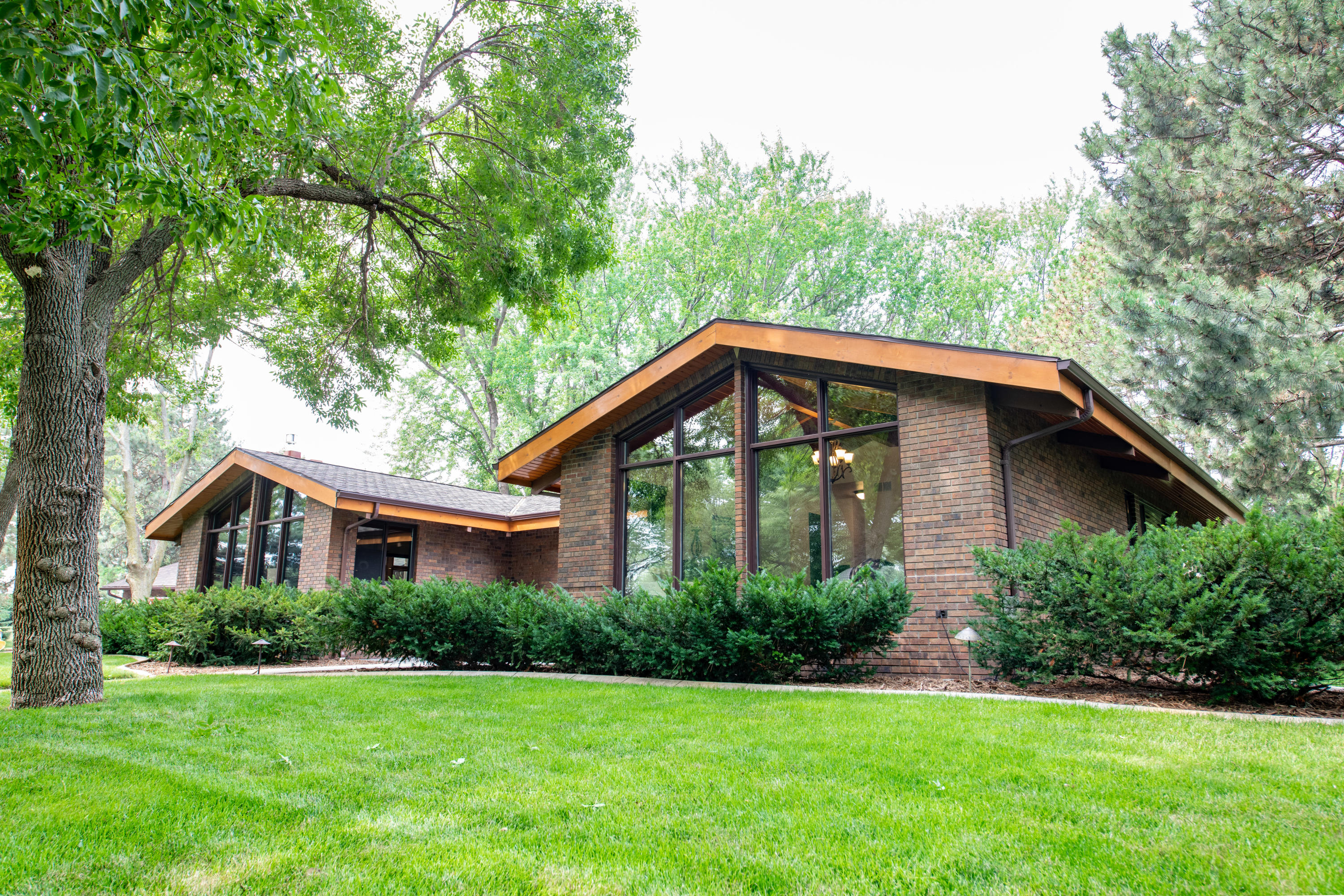 2441 Fairway Cir