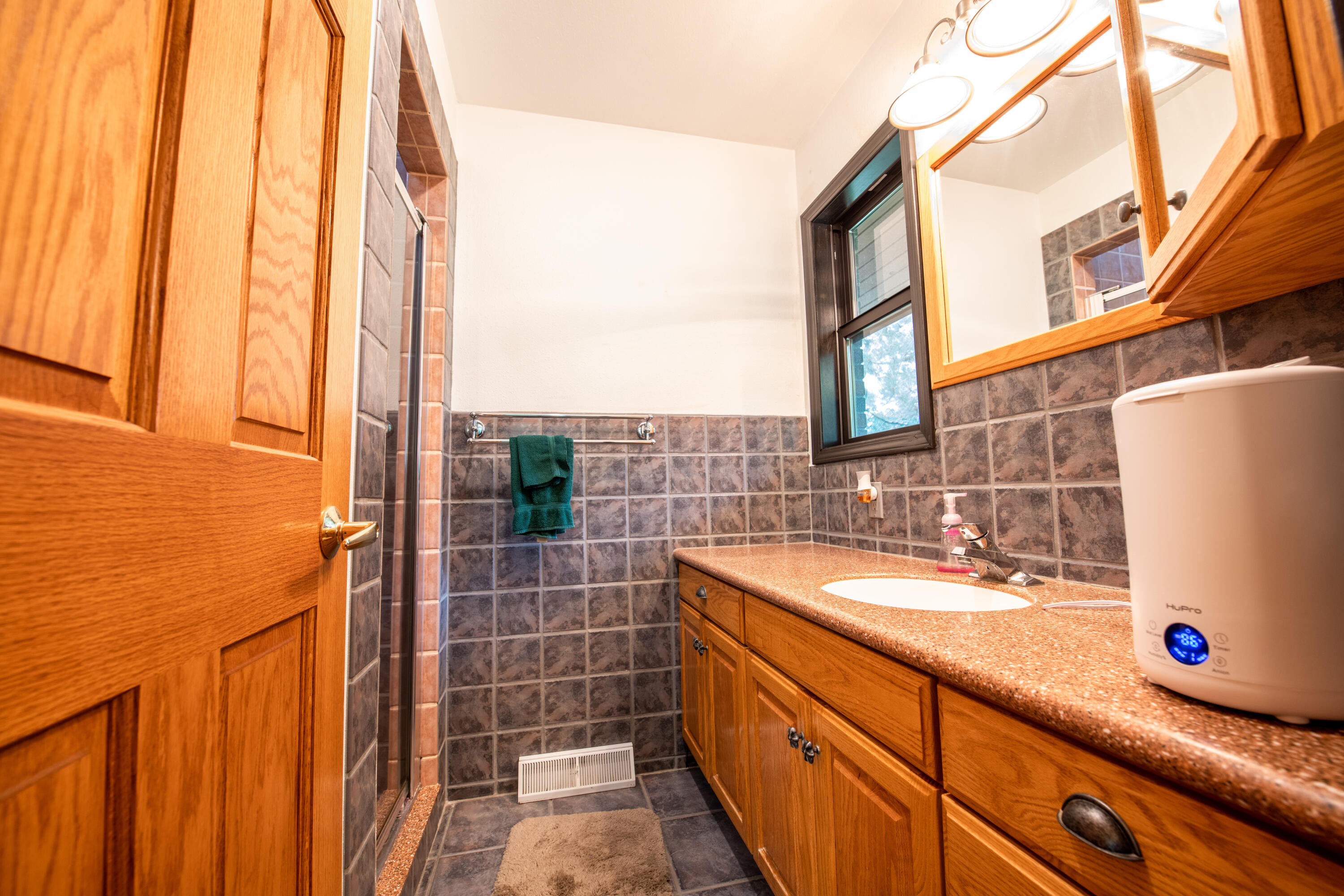 2441 Fairway Cir
